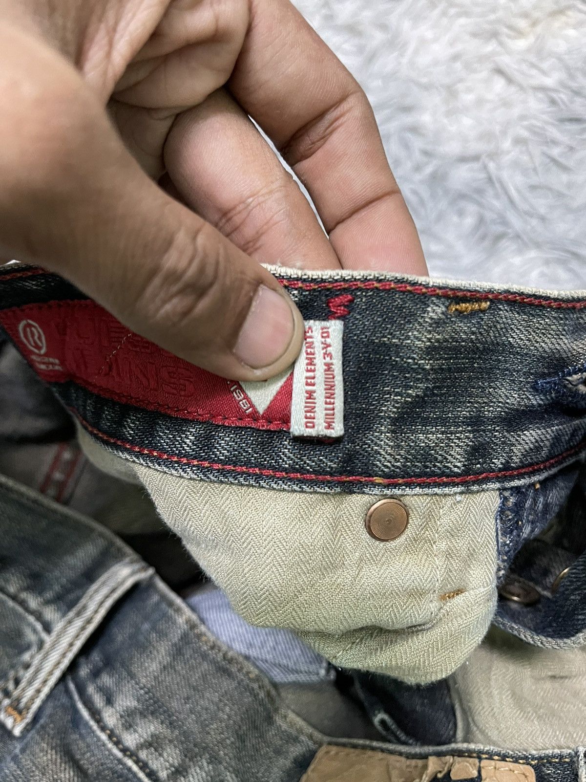 Guess 90s GUESS DISTRESSED STYLE RARE DESIGN Size US 30 / EU 46 - 12 Thumbnail