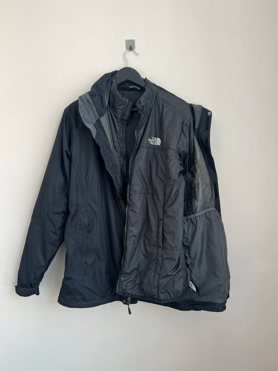 The North Face The North Face DryVent 2-in-1 winter jacket size M Size US M / EU 48-50 / 2 - 6 Thumbnail