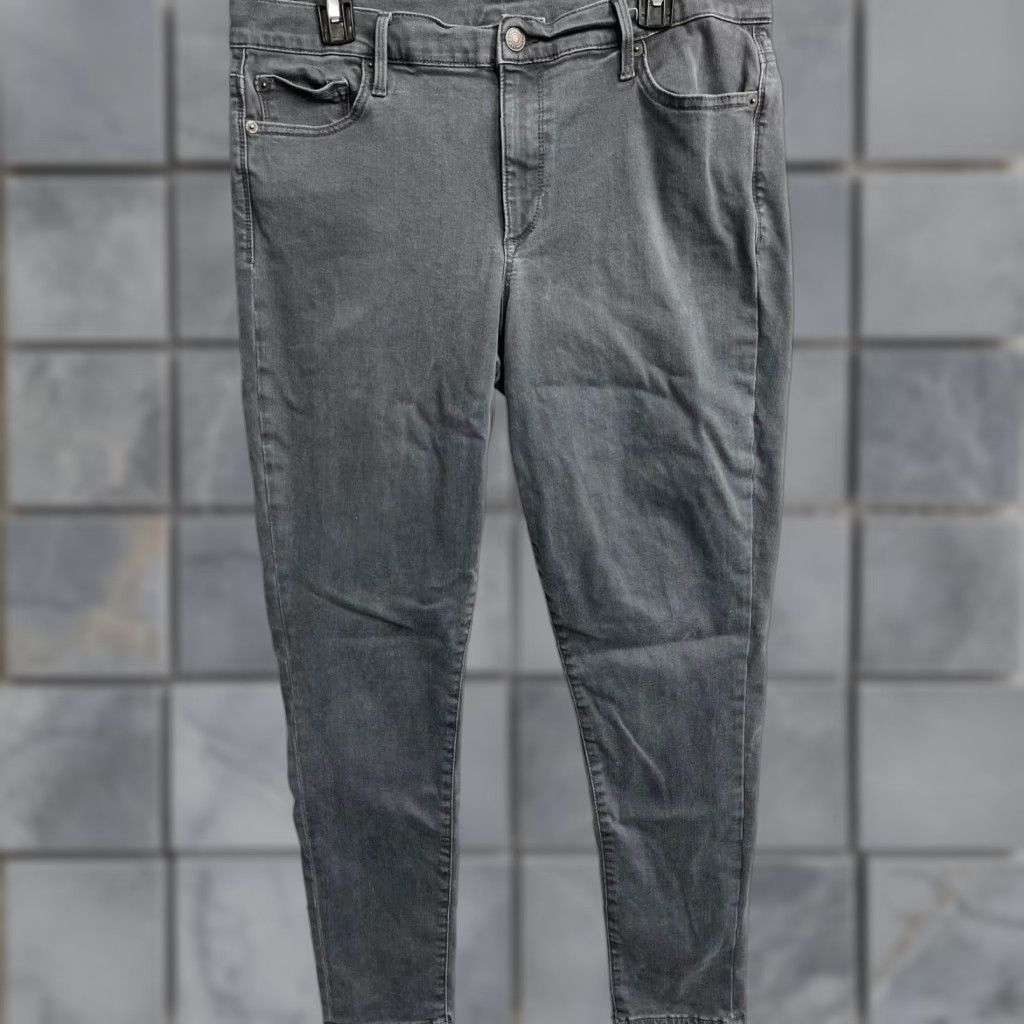 Gap VINTAGE Gap Jeans Women 33 Gray Denim Minimalist Skinny Pilling Inner Thigh 5-Pocket Design belt Loops Jeans Mens Women Girls Size 24" / US 00 / IT 34 - 1 Thumbnail
