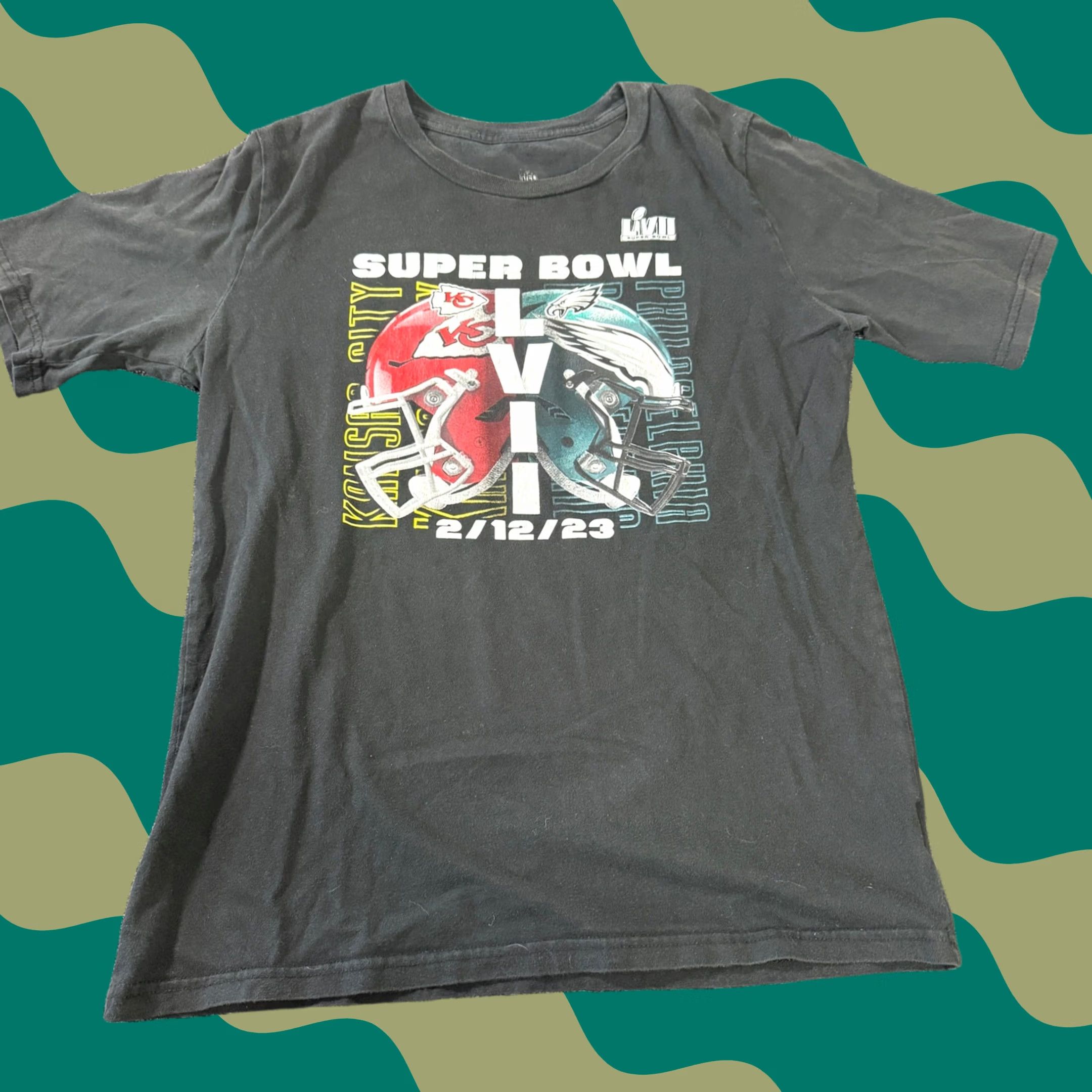 Vintage VINTAGE Y2K Kansas City Chiefs Eagles Super Bowl Lvii Black Graphic Tee XL Women Regular T-Shirt Size XL / US 12-14 / IT 48-50 - 1 Thumbnail