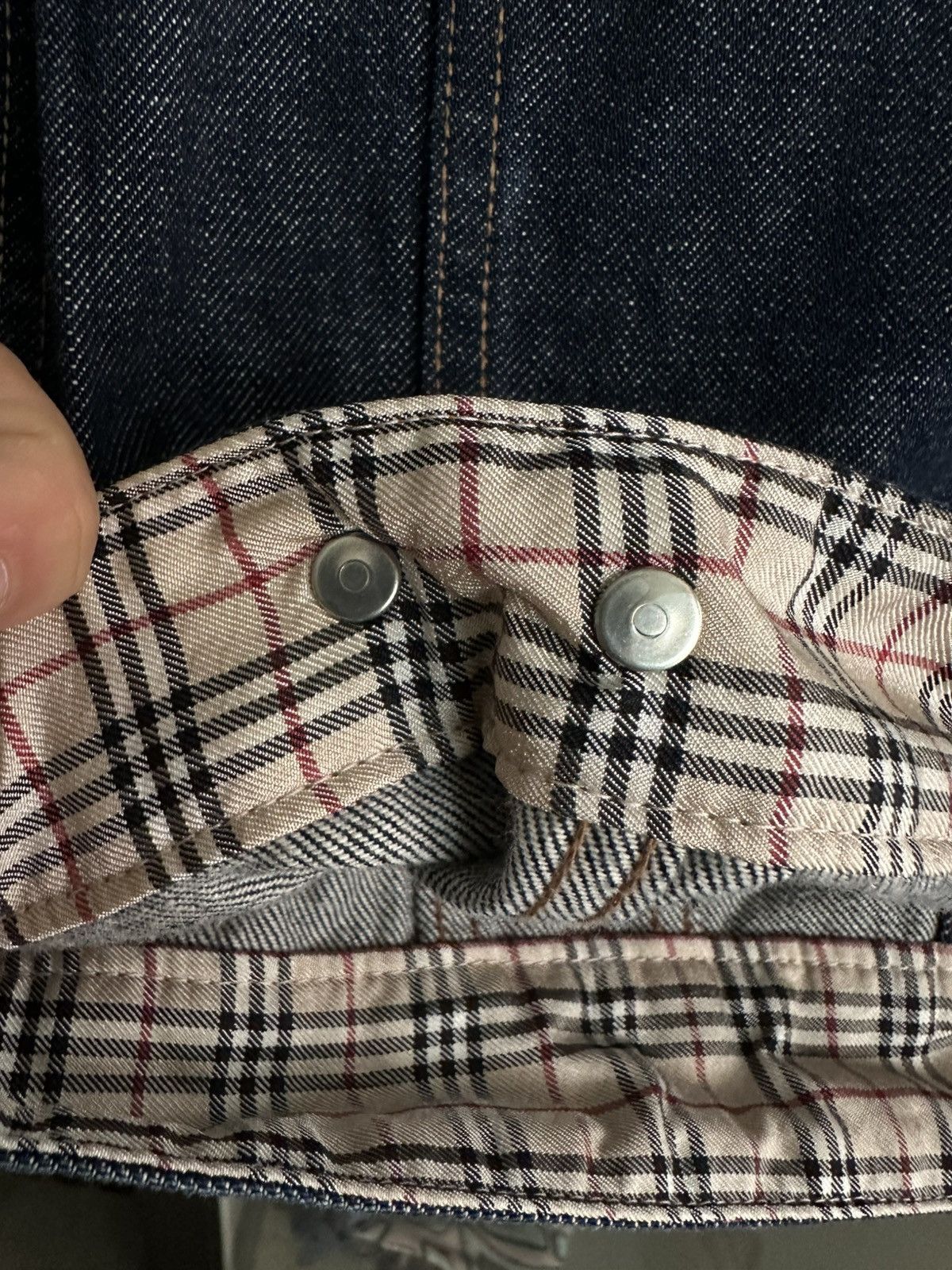 Burberry Burberry Blue Label Denim Jacket Made in Japan (Size 38) Size S / US 4 / IT 40 - 10 Thumbnail