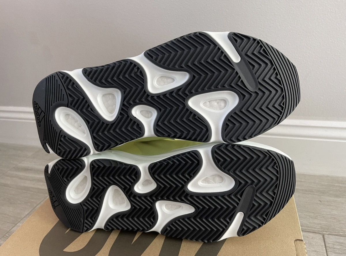Adidas ADIDAS Yeezy Boost 700 MNVN Laceless GY2055 Phosphor Size 12 Size US 12 / EU 45 - 8 Thumbnail