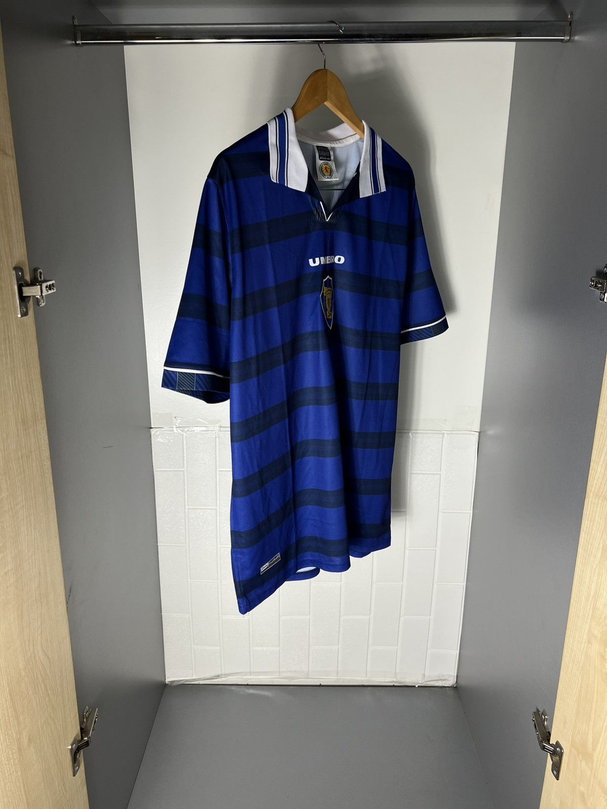Umbro VINTAGE UMBRO SCOTLAND RETRO SOCCER JERSEY BLOKE Y2K 90s Size US XXL / EU 58 / 5 - 5 Thumbnail