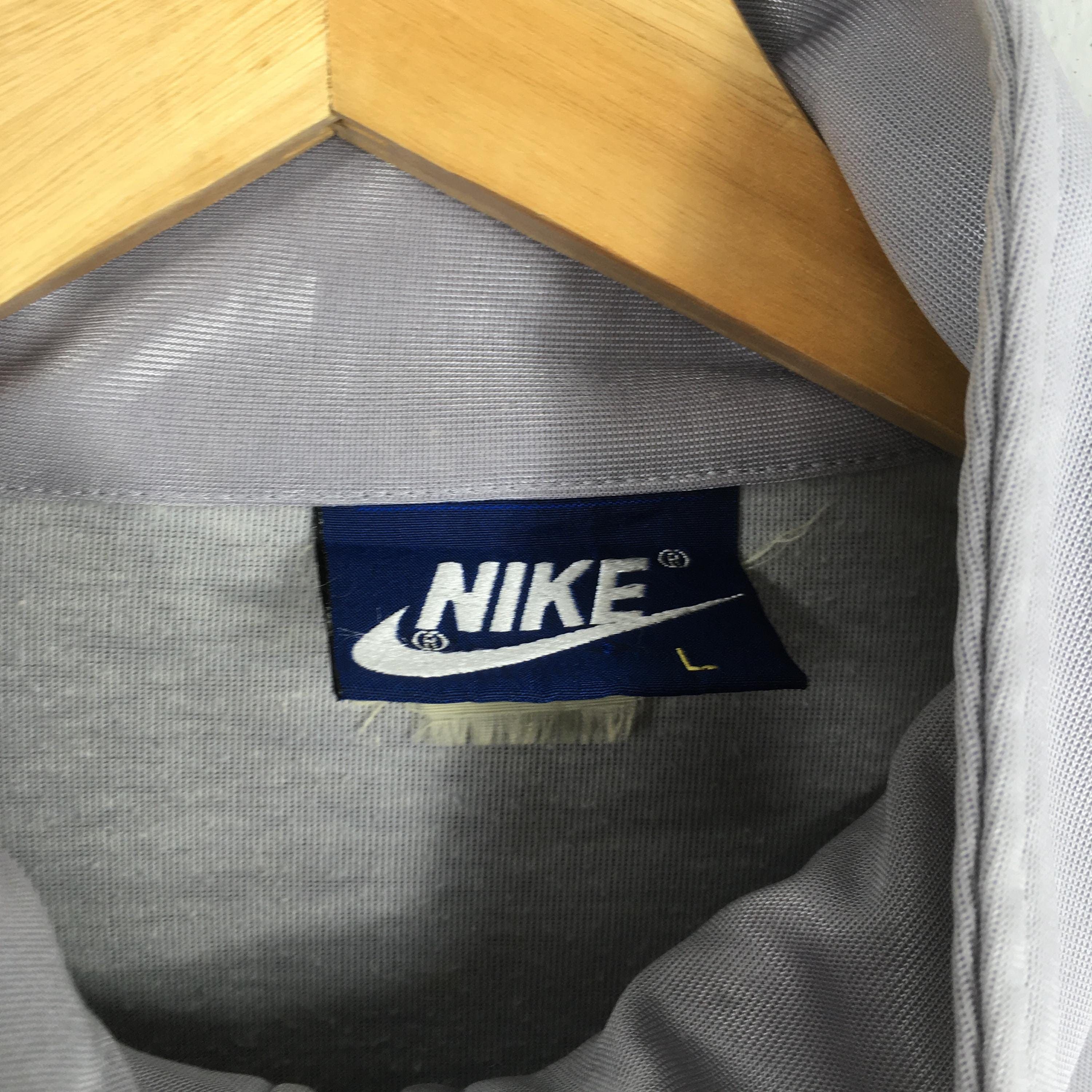 Nike Vintage 90s Nike Swoosh Training Gray Jacket Large Size US L / EU 52-54 / 3 - 6 Thumbnail
