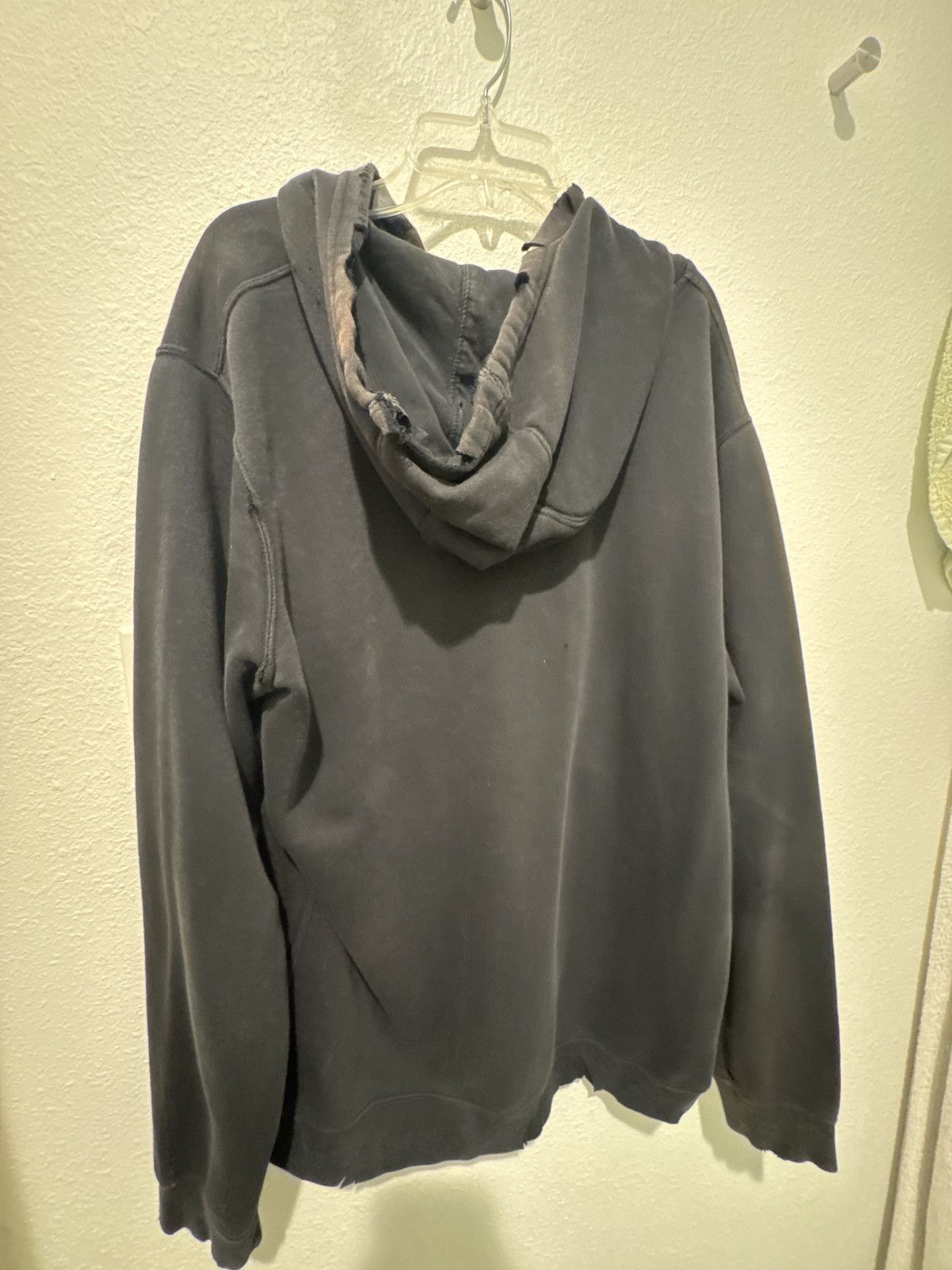 Nike Y2K Distressed Nike Hoodie Size US L / EU 52-54 / 3 - 5 Thumbnail