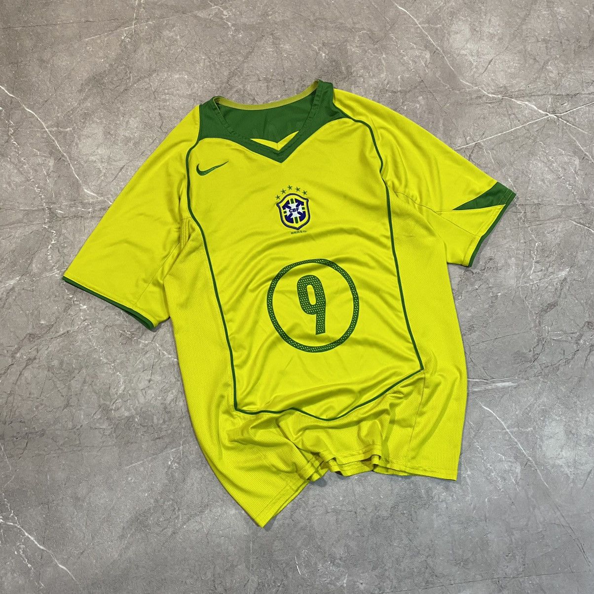 Vintage RONALDO ! VINTAGE NIKE BRAZIL TEE SOCCER JEERSEY NATION 00s Size US S / EU 44-46 / 1 - 7 Thumbnail