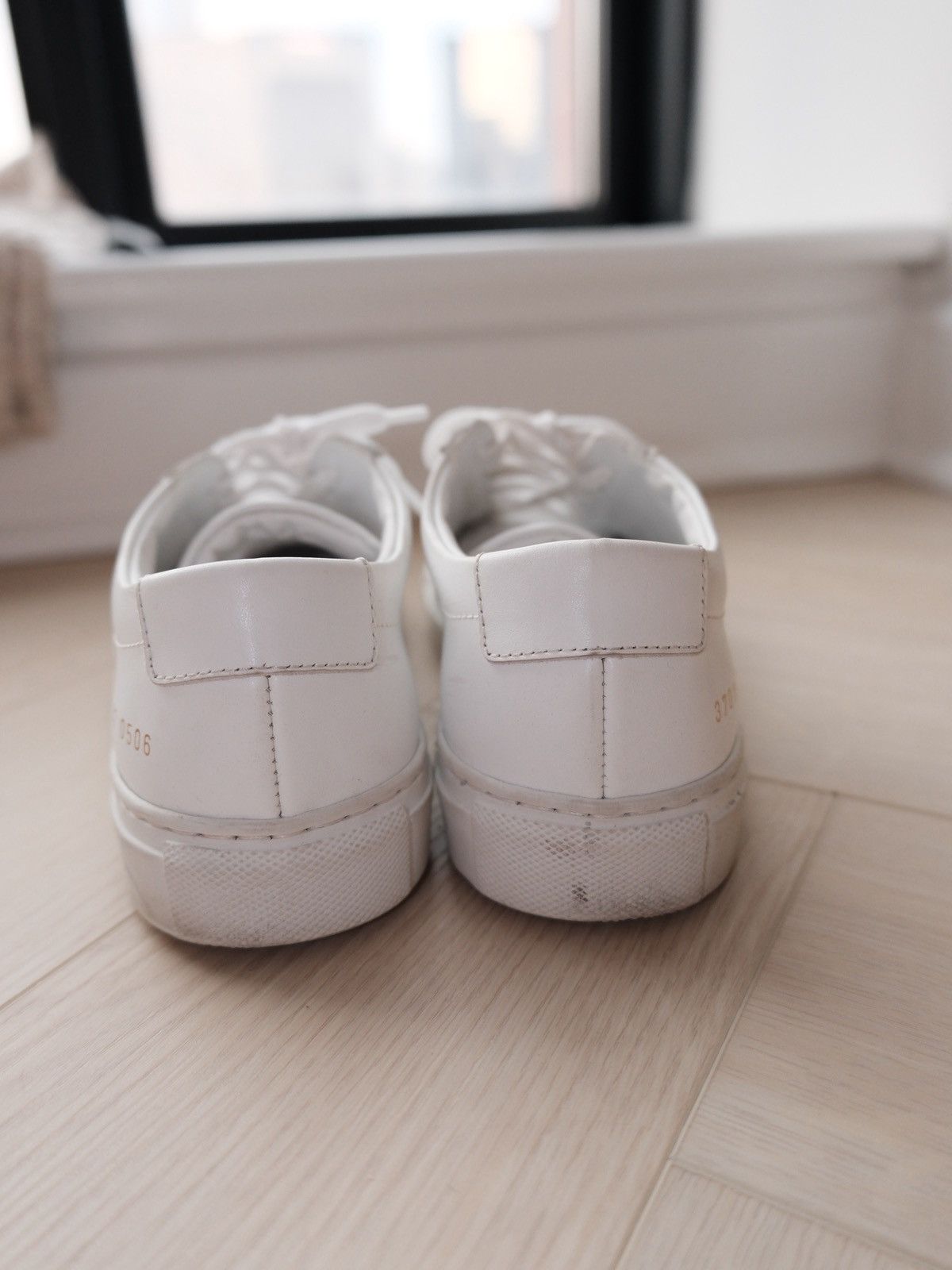 Common Projects Common Projects Leather Sneakers Size US 7 / IT 37 - 4 Thumbnail