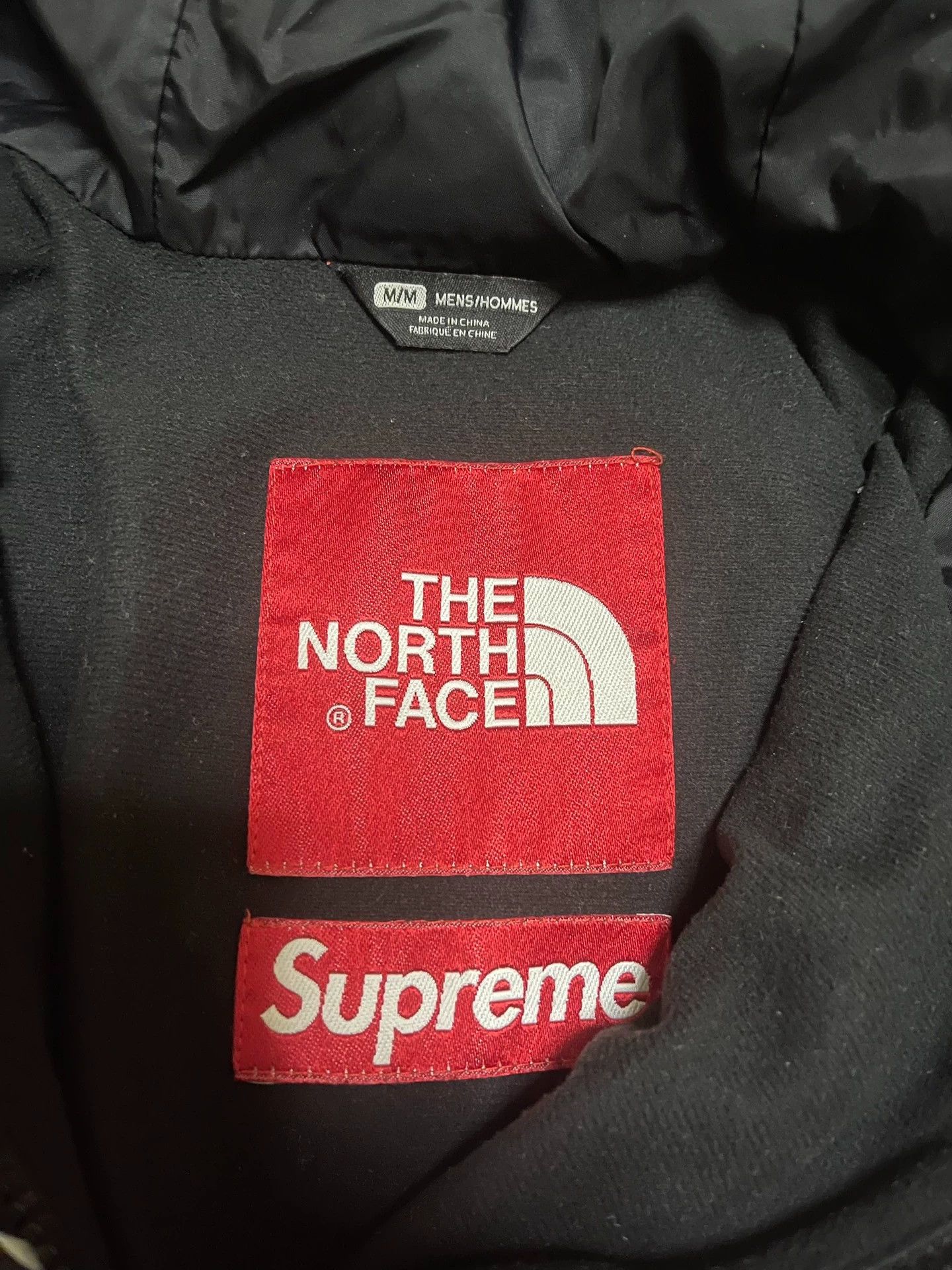 Supreme Supreme x TNF Black Camo Shell Jacket M Size US M / EU 48-50 / 2 - 5 Thumbnail