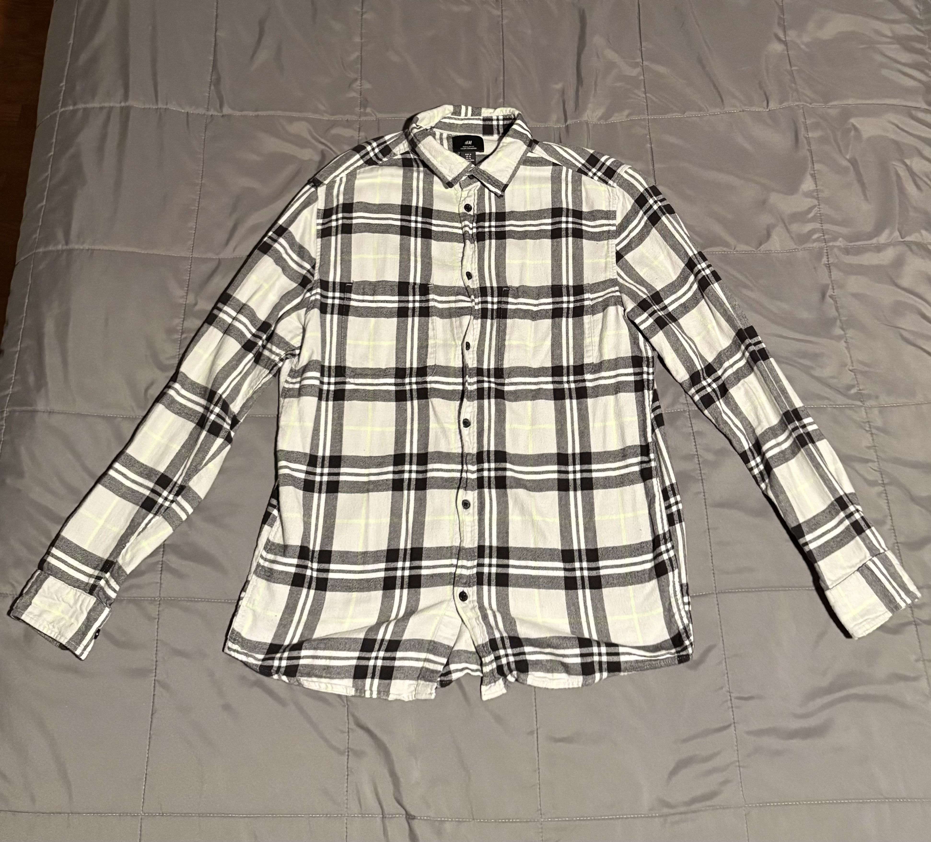 H&M H&M White and Grey Flannel Button Up Shirt Size US M / EU 48-50 / 2 - 1 Thumbnail