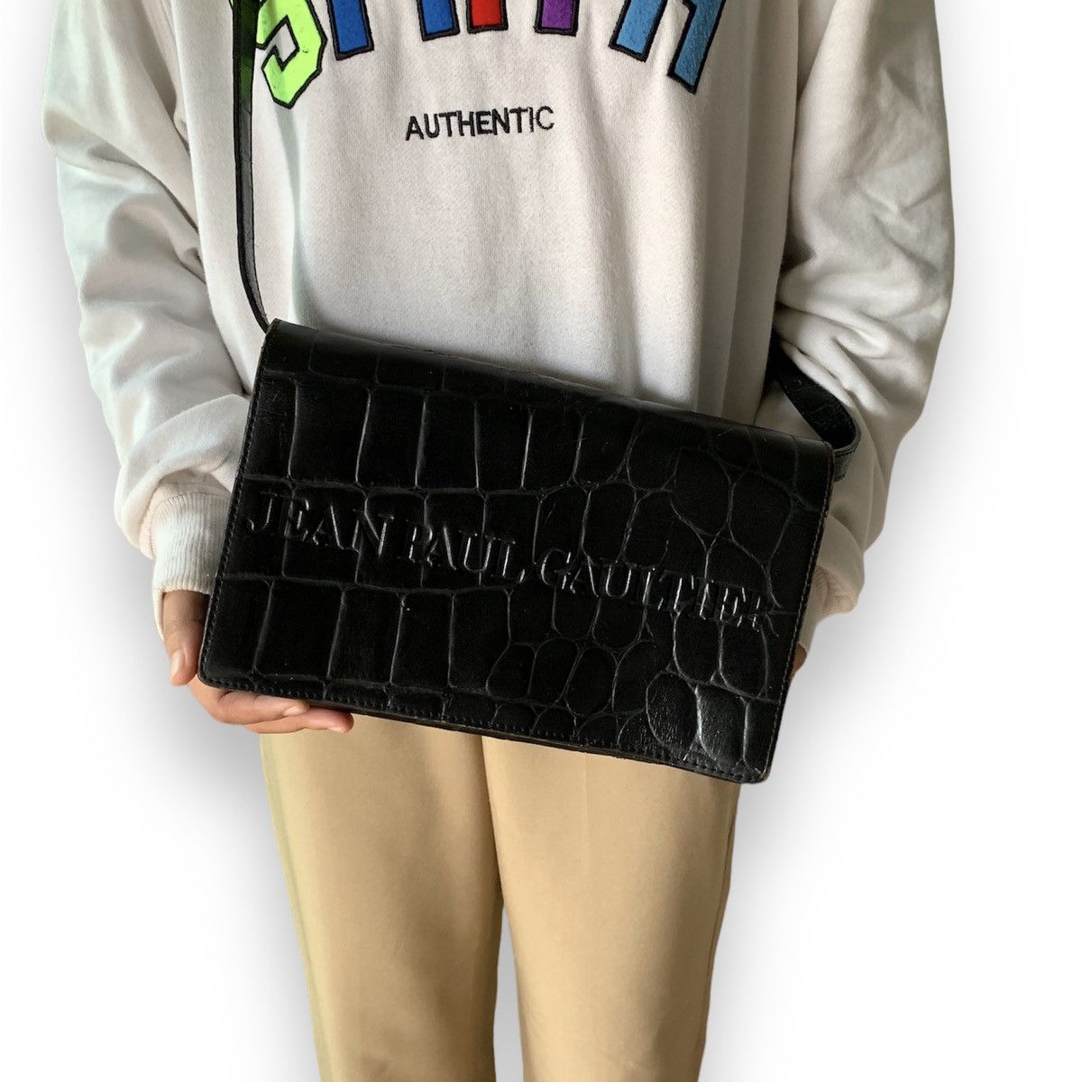 Jean Paul Gaultier black crocodile embossed logo messenger bag Size ONE SIZE - 10 Thumbnail