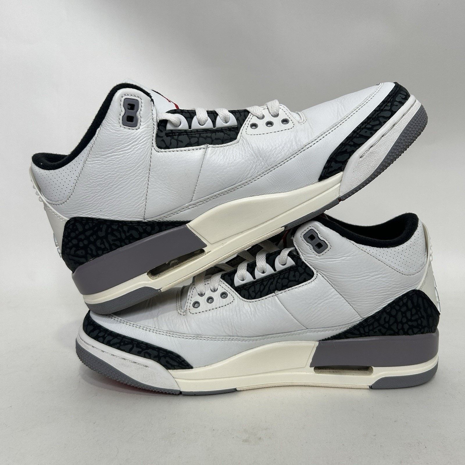 Nike Nike Air Jordan 3 Retro “Cement Grey White Fire Red” Size US 11 / EU 44 - 3 Thumbnail