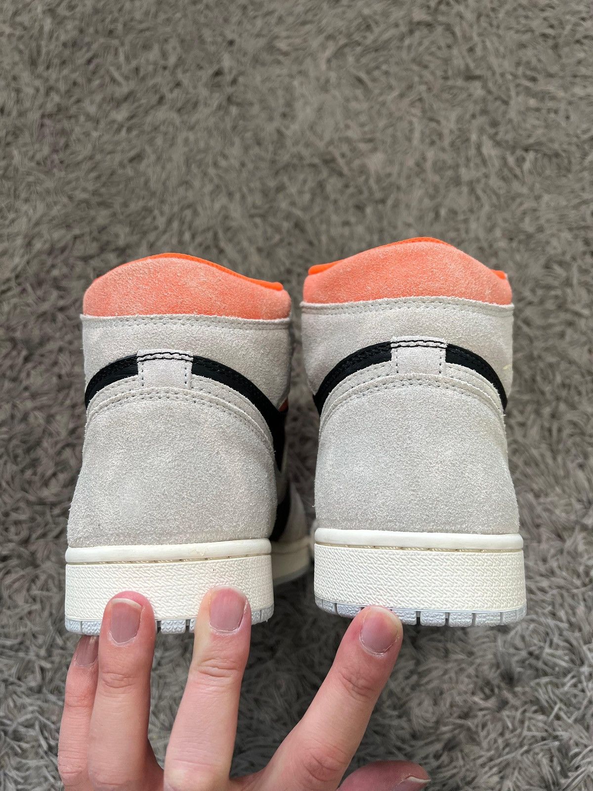 Nike Jorden 1 high Neutral grey hyper crimson Size US 9 / EU 42 - 4 Thumbnail