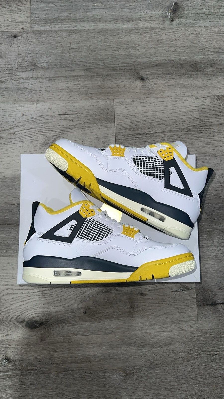 Jordan Brand Jordan 4 Retro Vivid Sulfur👟 Size US 11 / IT 41 - 6 Thumbnail