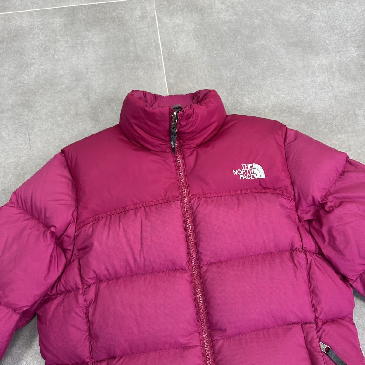 The North Face The North Face TNF 700 Nuptse Pink Puffer Down Jacket Women Size M / US 6-8 / IT 42-44 - 10 Thumbnail