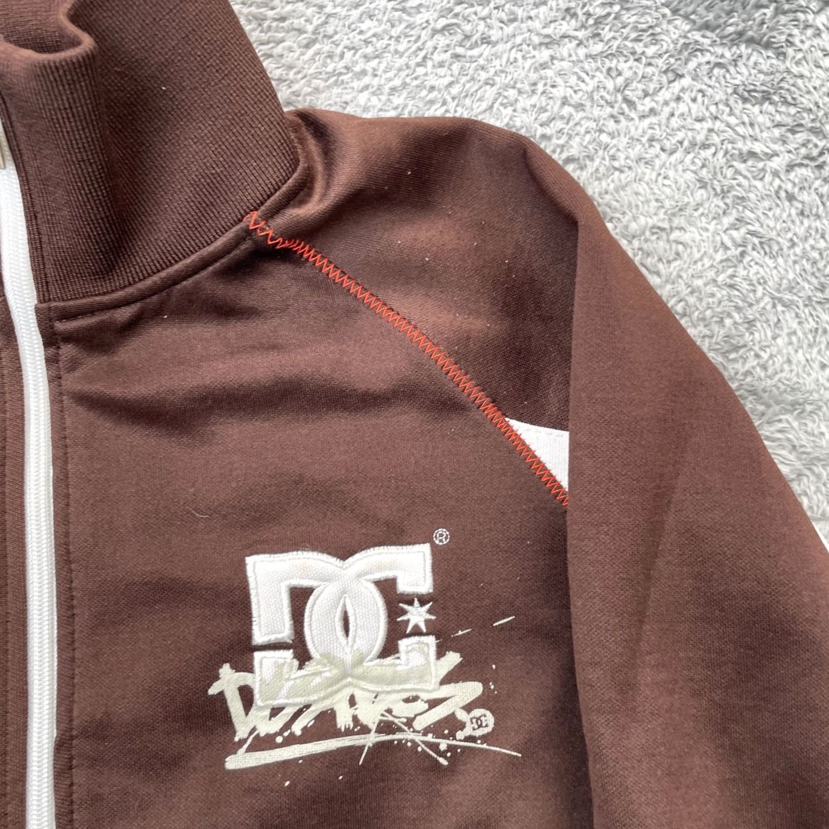 Vintage VTG DC Shoes Jacket Mens S Brown Track Coat Graffiti y2K Full Zip 2000s Windbreaker City Retro Logo Zipper Short Sleeve? Size US S / EU 44-46 / 1 - 3 Thumbnail