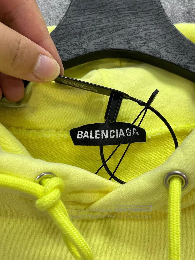 Balenciaga Balenciaga CREW Lettering Hooded Sweater Size US S / EU 44-46 / 1 - 4 Thumbnail