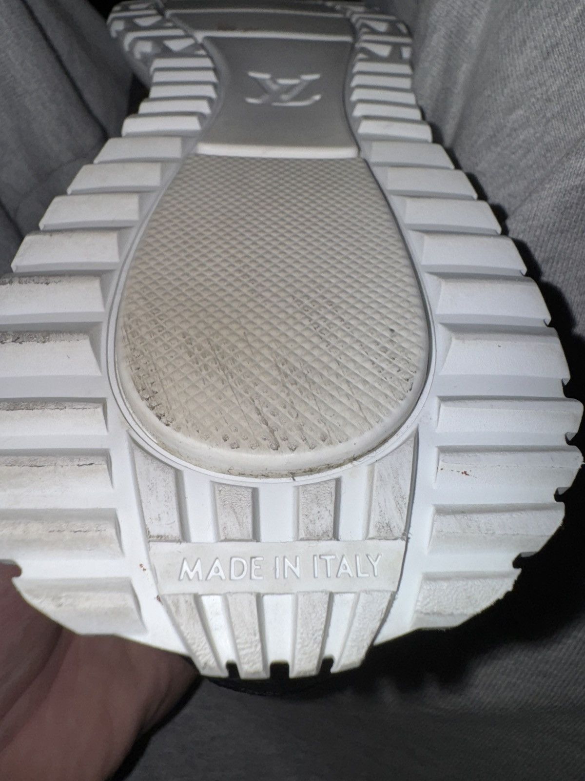 Louis Vuitton LOUIS VUITTON Run Away Sneakers 'Multi-color Logo Monogram' Size US 9 / EU 42 - 7 Thumbnail