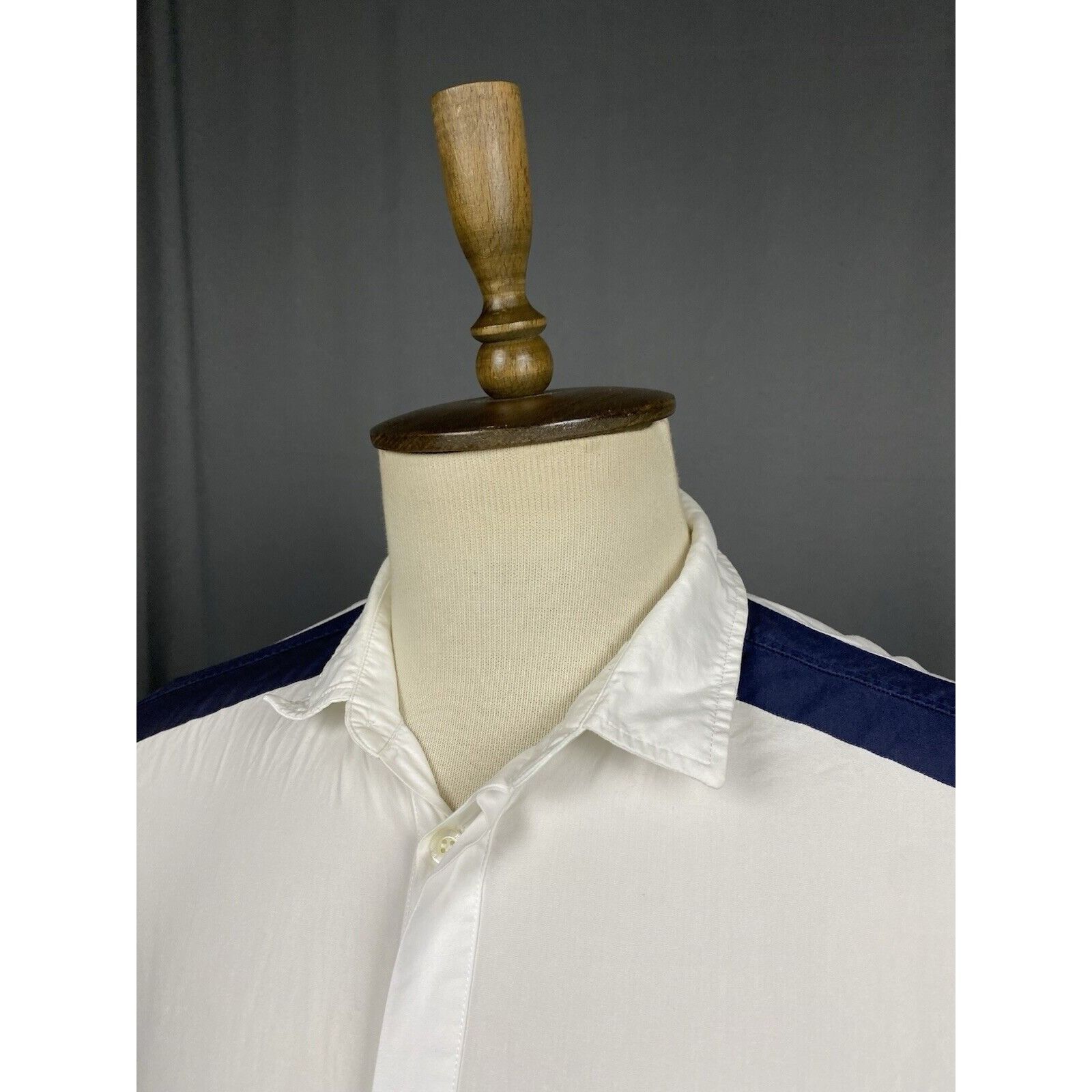 Pierre Balmain Pierre Balmain Men's White Longsleeve Dress Shirt Size 36/50 Size US M / EU 48-50 / 2 - 5 Thumbnail