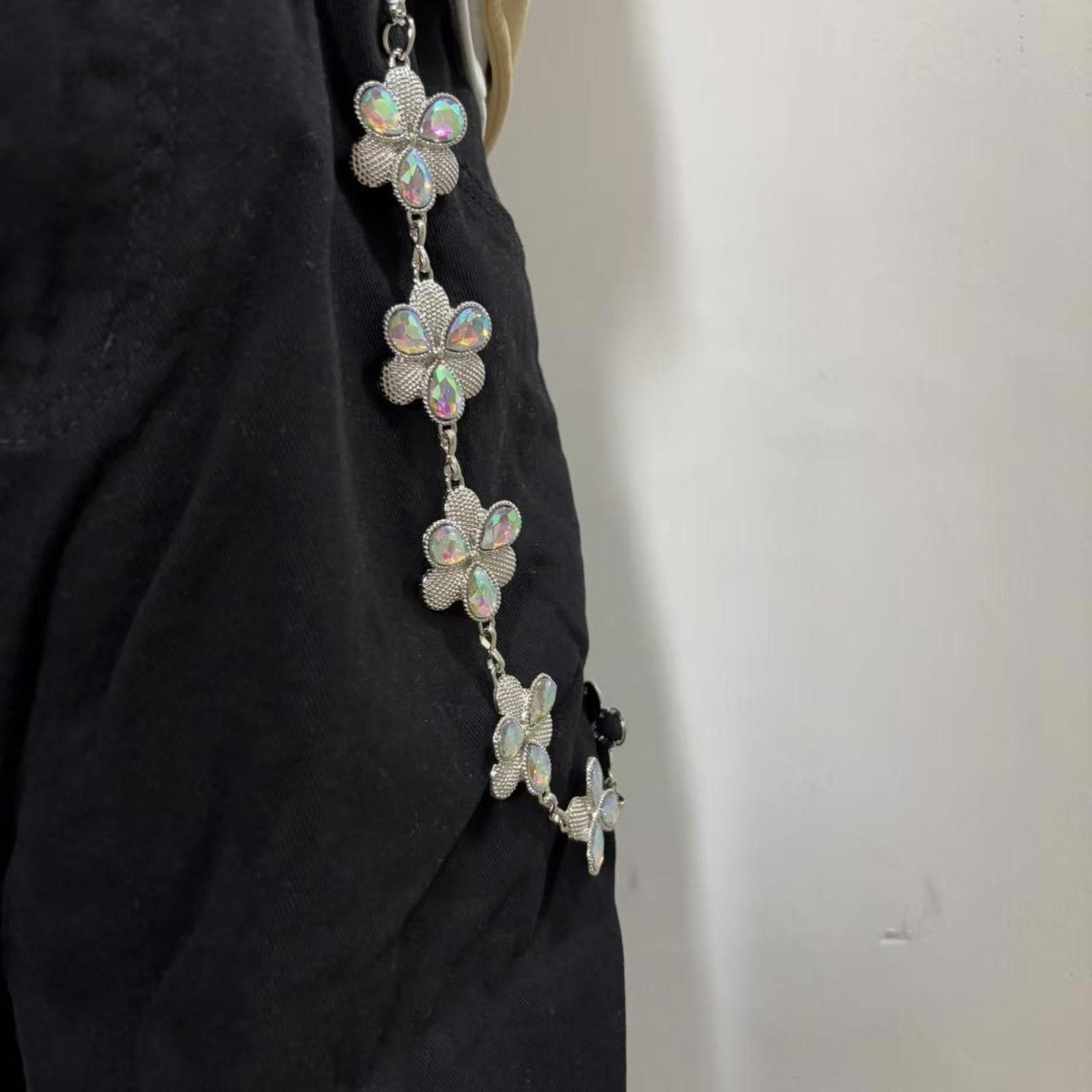 Jewelry Silver Floral Chain Wallet with Iridescent Stones Size ONE SIZE - 2 Thumbnail
