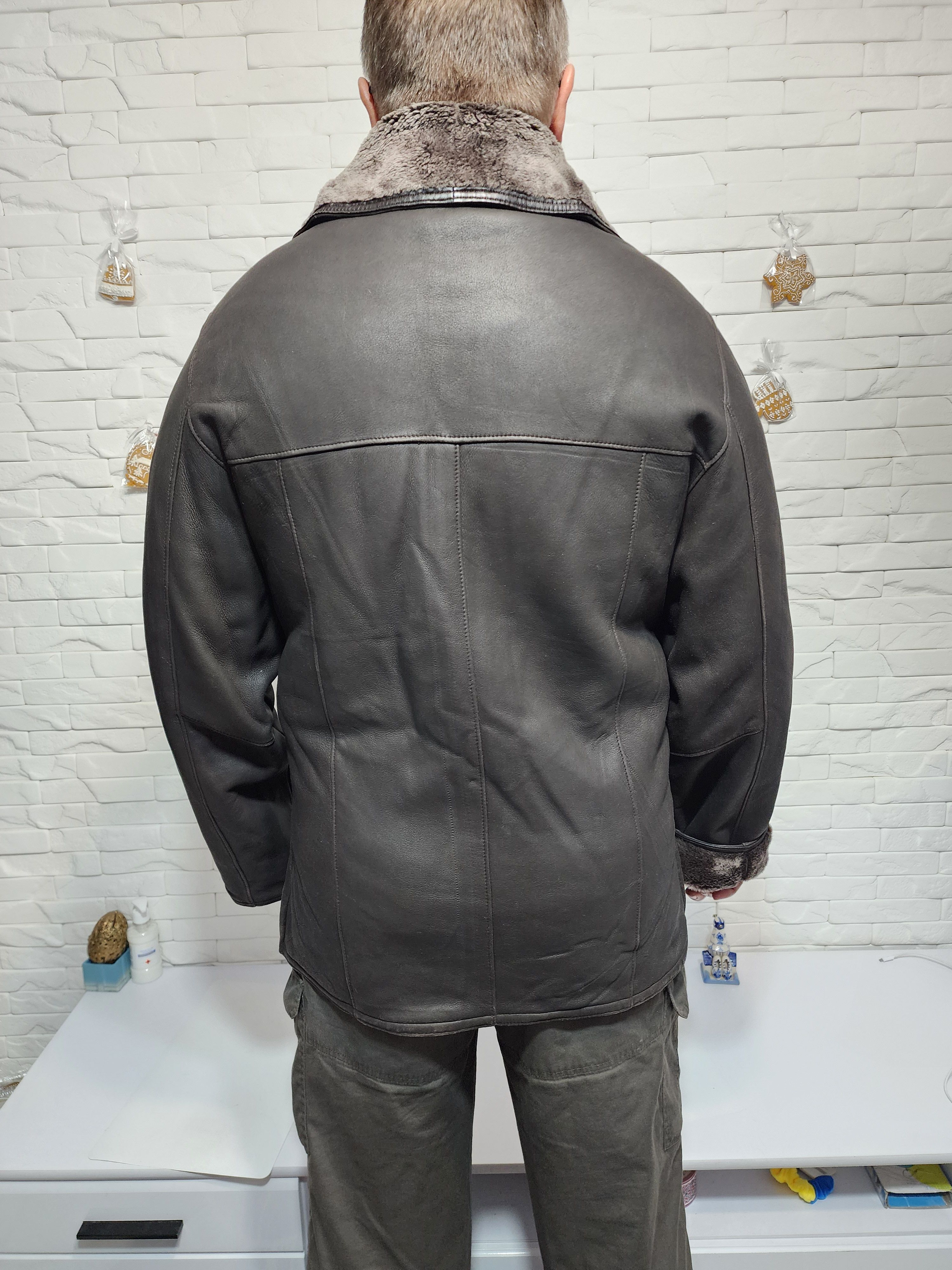 Furla Men's Brown Sheepskin Coat: White Fur, Metal Zipper Size US L / EU 52-54 / 3 - 4 Thumbnail