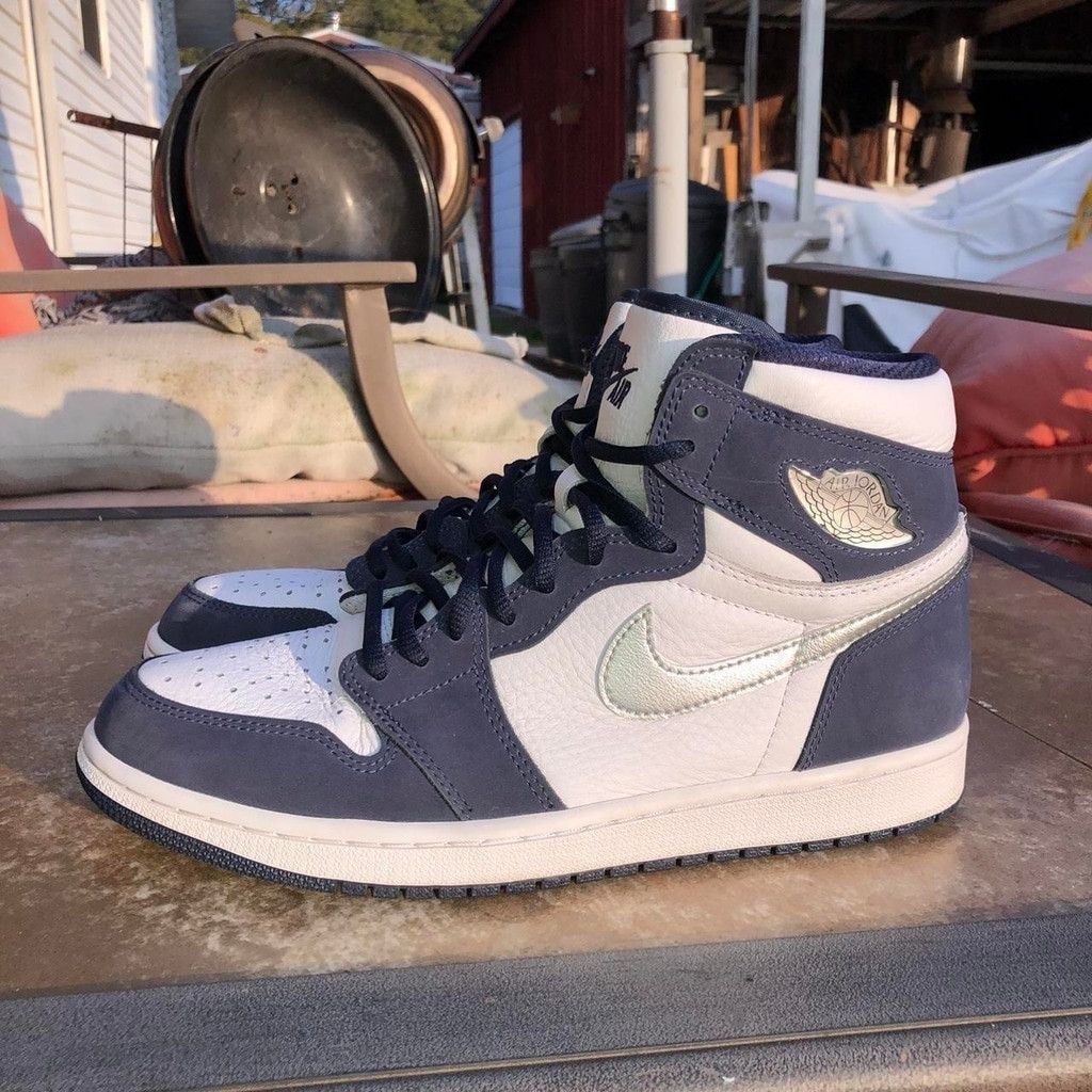 Jordan Brand Nike Air Jordan Retro 1 High COJP Midnight Navy Size 9 Size US 9 / EU 42 - 2 Thumbnail