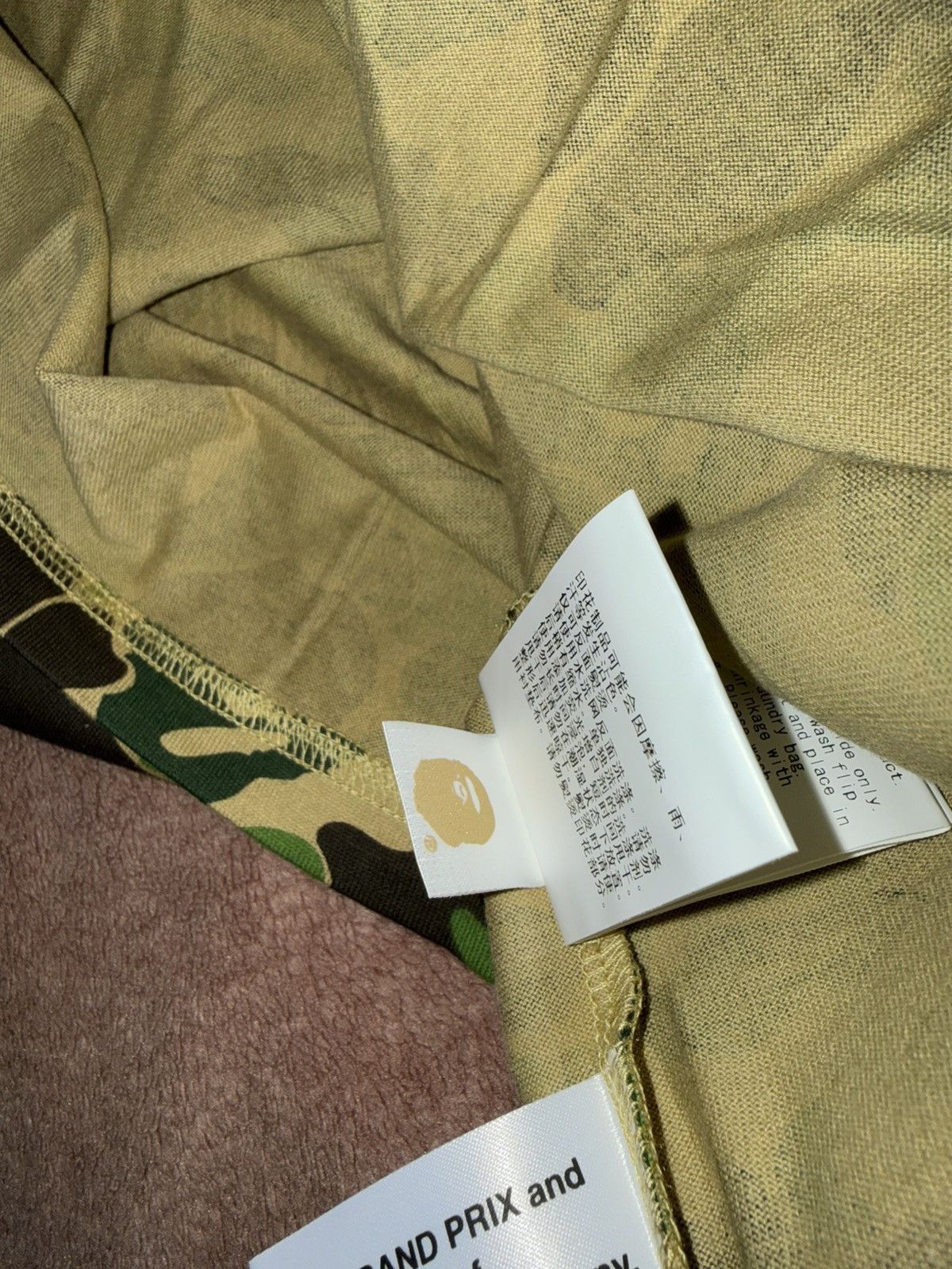 Bape BAPE x F1 Shark Tee Size US M / EU 48-50 / 2 - 8 Thumbnail