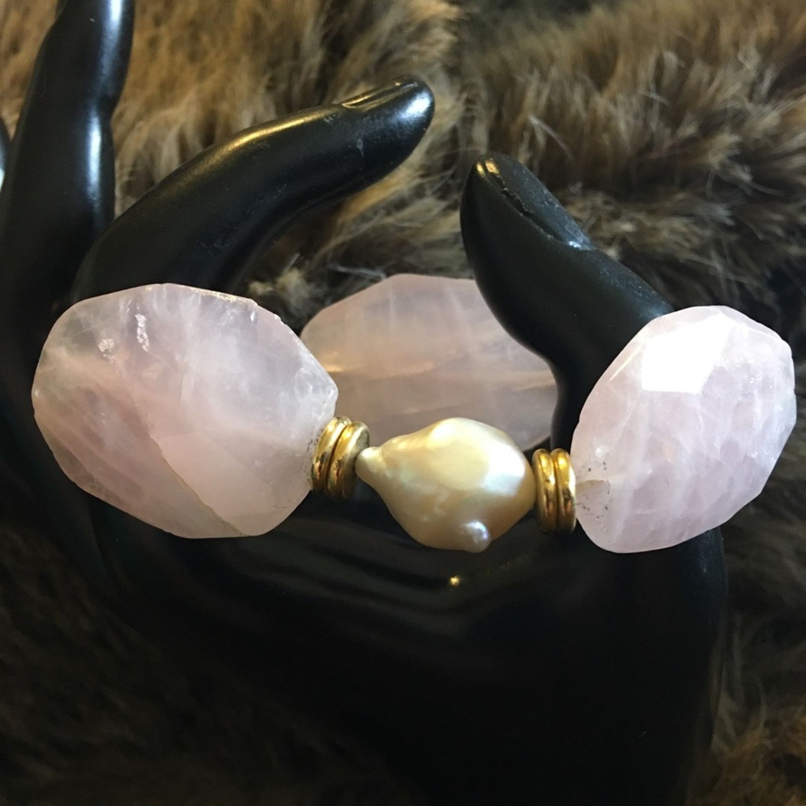 Jewelry Faceted pink quartz mother of pearl bracelet Size ONE SIZE - 1 Thumbnail