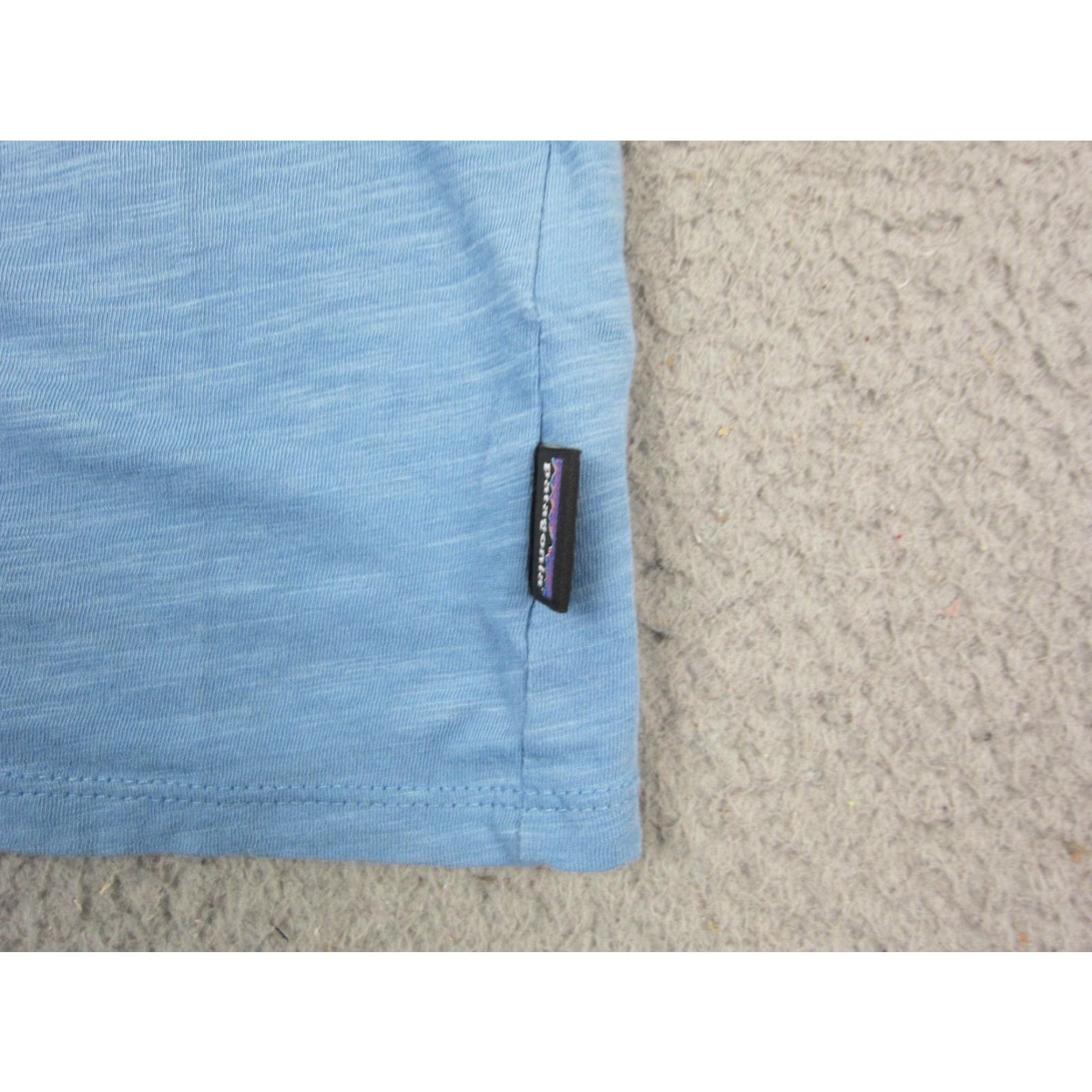 Patagonia Patagonia Shirt Womens XS Blue Mainstay Pocket Casual Tee Shirt Shirt T-Shirt Casual City Outdoor Womens XS Blue Asian? Size XS / US 0-2 / IT 36-38 - 4 Thumbnail