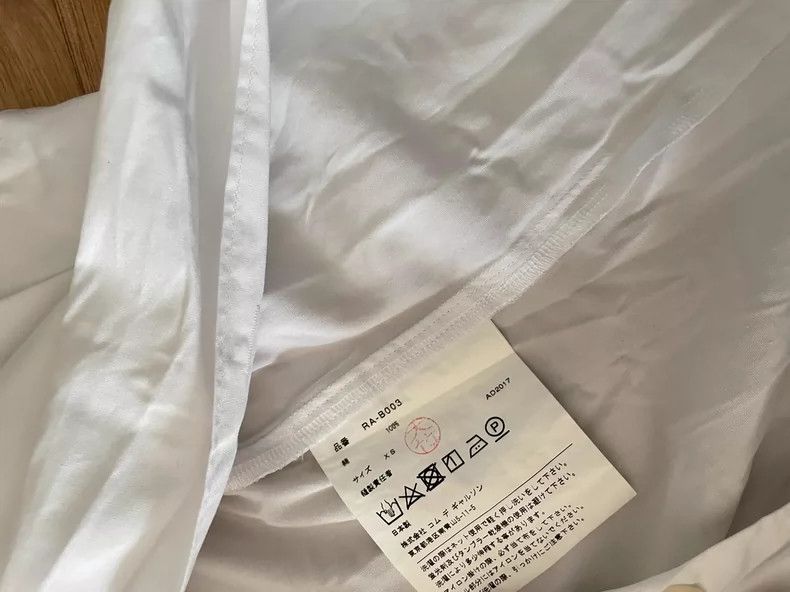 Comme des Garcons Comme Des Garcons White shirt with multiple sleeves Size XS / US 0-2 / IT 36-38 - 4 Thumbnail