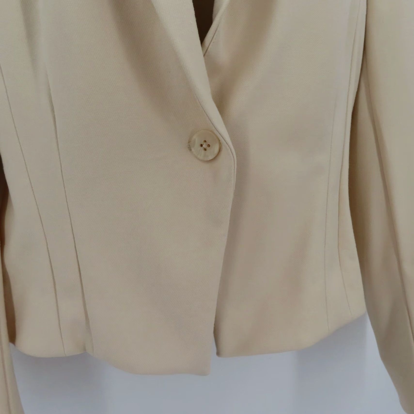 Rebecca Taylor Rebecca Taylor Blazer Women 4 Solid Beige Collared One Button Suit Jacket Blazer Coat Size S / US 4 / IT 40 - 3 Thumbnail