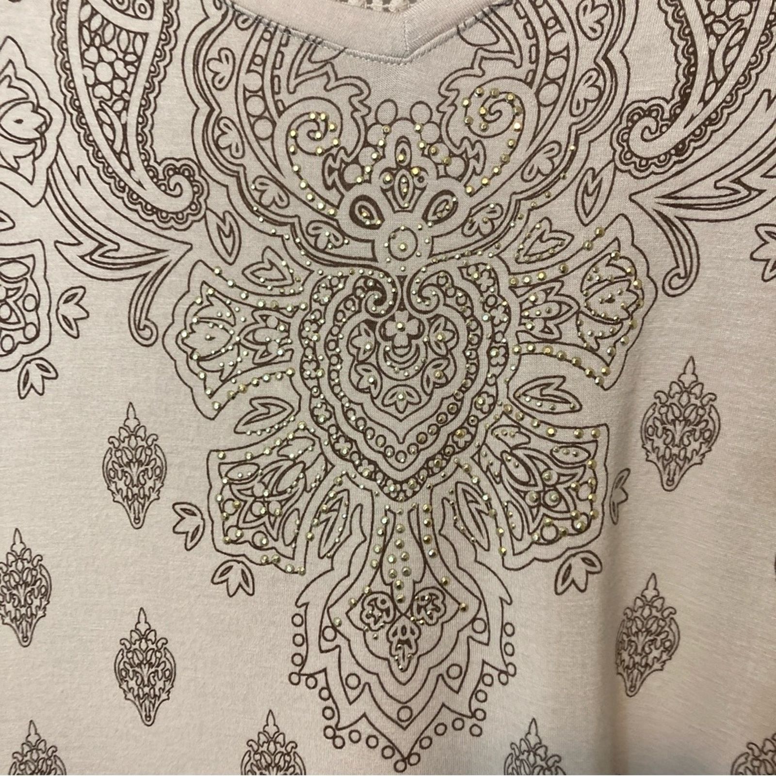 Chicos Chico’s Zenergy Cream Paisley Floral Lace Blouse Top Size M / US 6-8 / IT 42-44 - 2 Thumbnail