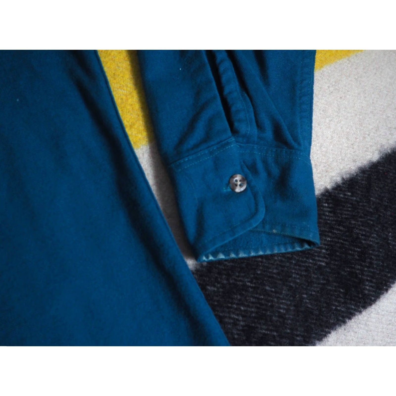 Altea VINTAGE 70s Private Property Shirt Teal Blue Chamois Cloth Pocket USA Mens M Long Sleeve Button-Front Cotton Grunge Casual Decade 1970s US Size US M / EU 48-50 / 2 - 6 Thumbnail