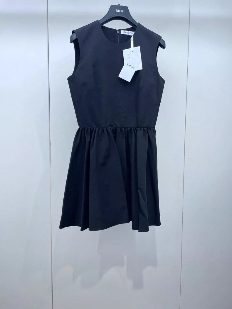 Dior Dior Black sleeveless dress 2504-Nextarrow Size XS / US 0-2 / IT 36-38 - 1 Thumbnail