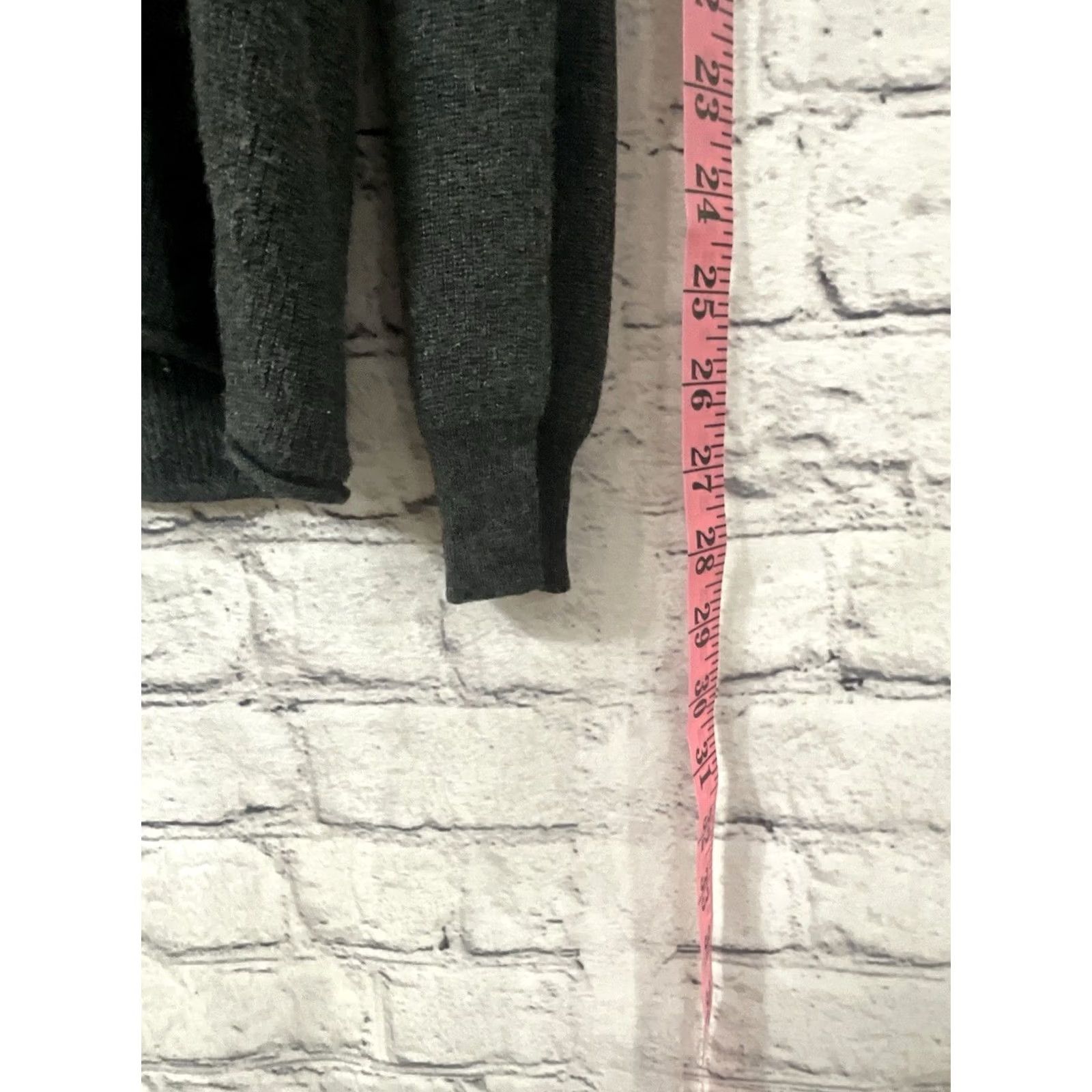 Vintage Hippie Rose Women's Long Sleeve Cable Knit Pullover Sweater XL Gray Rose Theme Pullover Casual Womens Size XL / US 12-14 / IT 48-50 - 3 Thumbnail