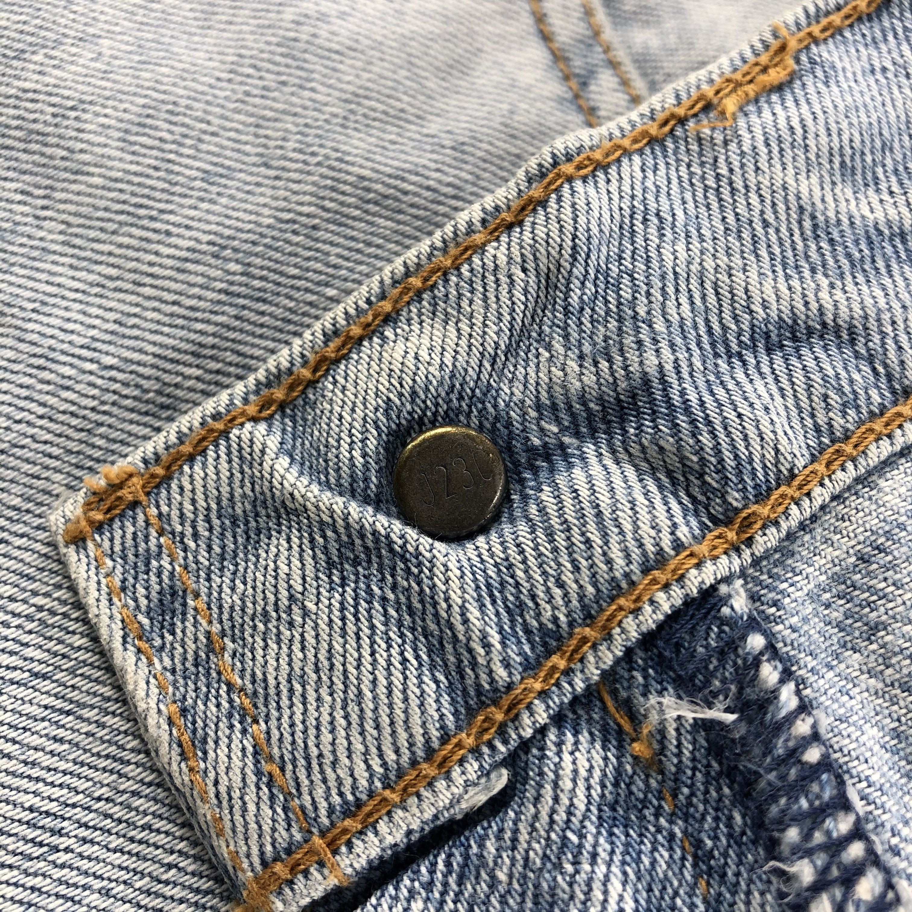 Levi's × Vintage 90s Vintage Light Wash Levis 519 Jeans-JM2000 Size 27" / US 4 / IT 40 - 8 Thumbnail