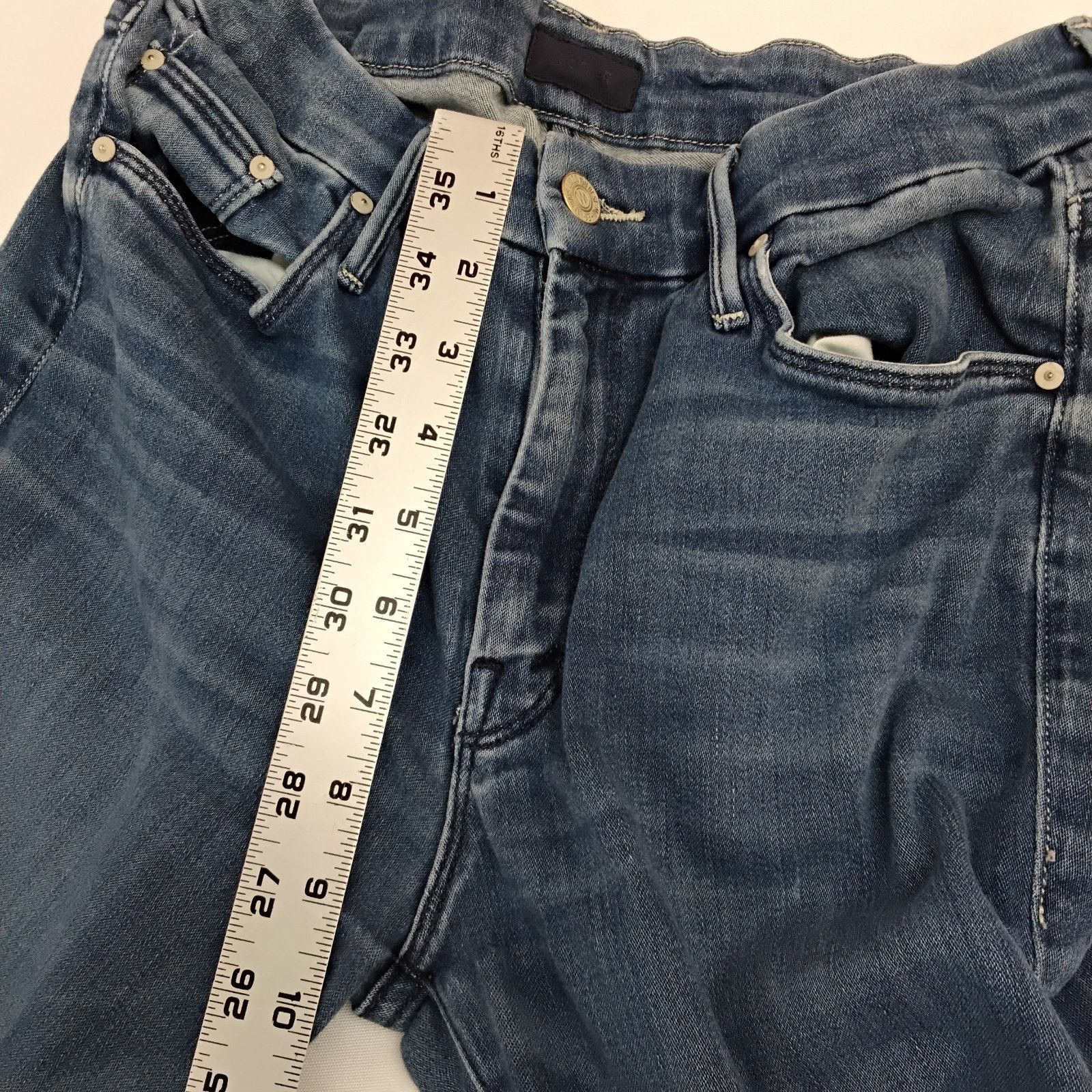 MOTHER Mother The Looker Ankle Fray Jeans Women's 28x26 Medium Wash Size 28" / US 6 / IT 42 - 14 Thumbnail