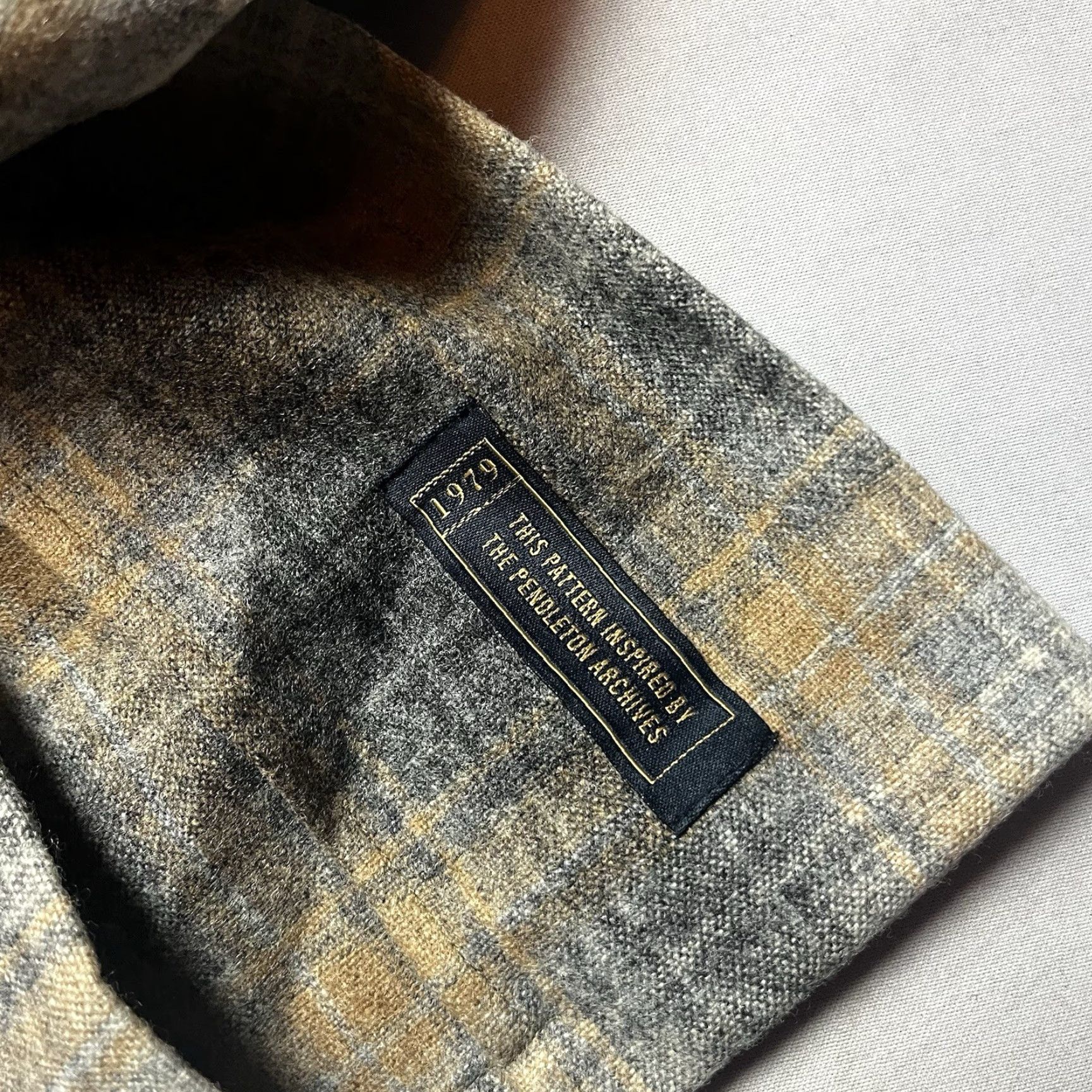 Pendleton Pendleton Original Board Shirt Shadow Plaid Button Up M Size US M / EU 48-50 / 2 - 8 Thumbnail