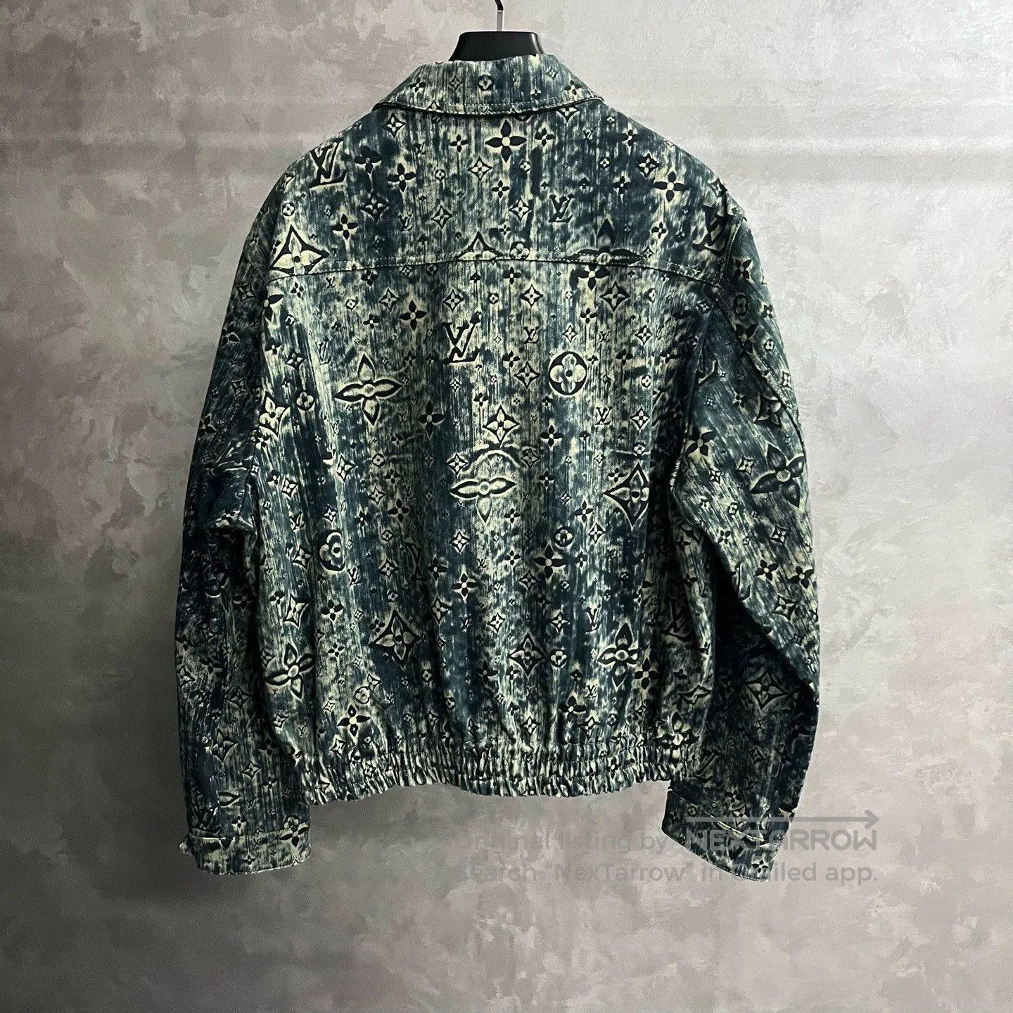 Louis Vuitton gray logo button-up long sleeve denim jacket. Size US L / EU 52-54 / 3 - 5 Thumbnail