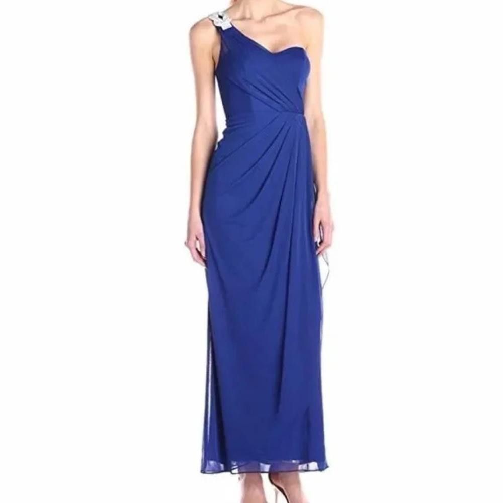 Designer Xscape l One Shoulder Ruched Evening Gown Size 8 Size M / US 6-8 / IT 42-44 - 10 Thumbnail