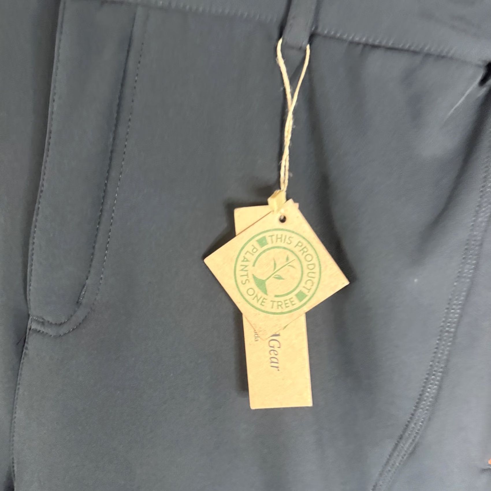 Vintage NorthboundGear Snow Pants Mens 42x30 Gray Softshell Hiking Skiing Winter Activewear Zip Pockets Size US 42 / EU 58 - 4 Thumbnail