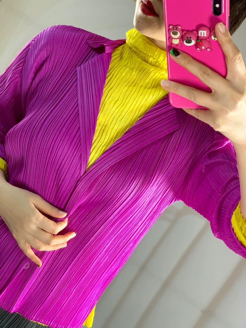 Issey Miyake Issey Miyake Rose-red pleated coat Size XS / US 0-2 / IT 36-38 - 3 Thumbnail