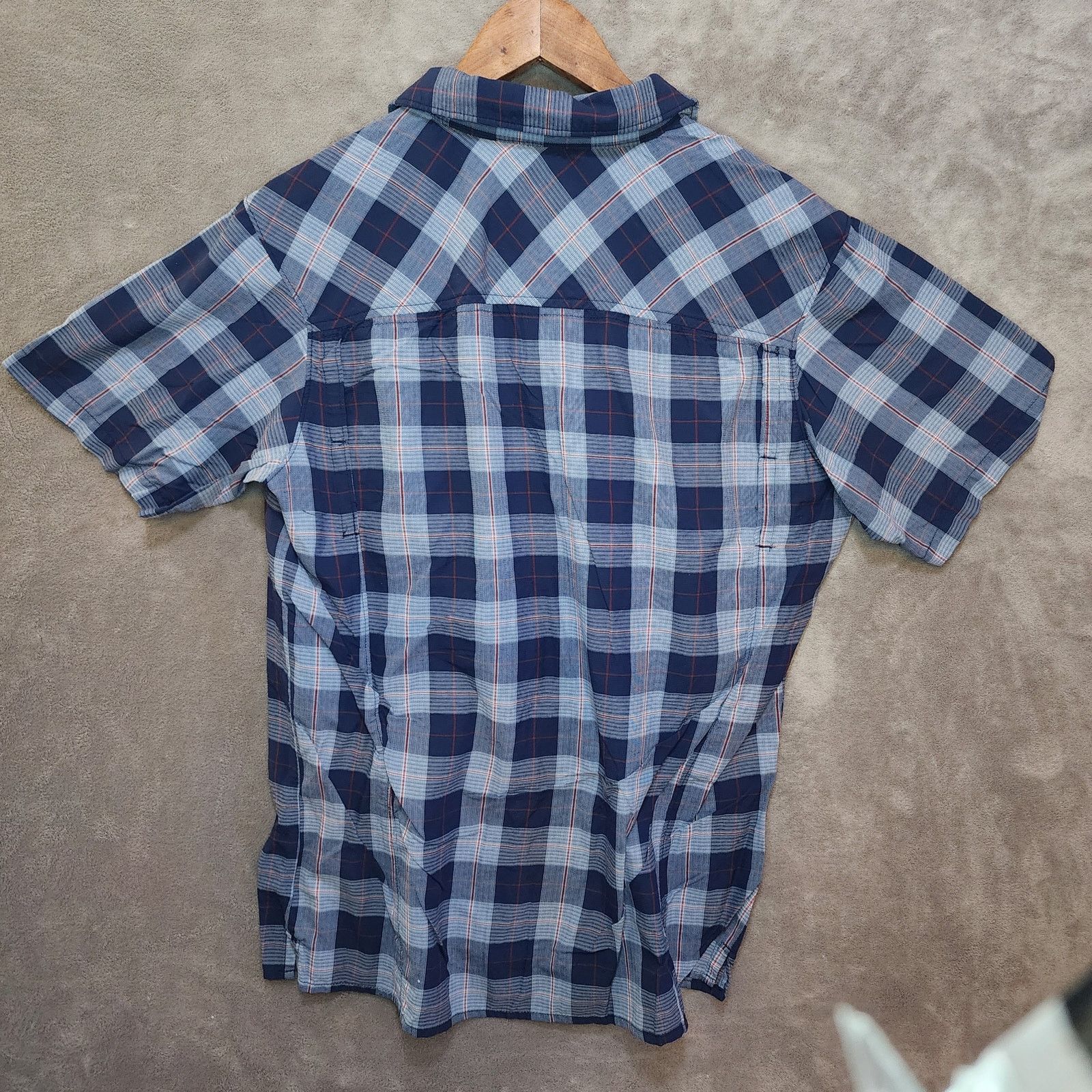 Columbia Columbia Zip Pocket Blue Plaid Lightweight Shirt M - Size US M / EU 48-50 / 2 - 2 Thumbnail