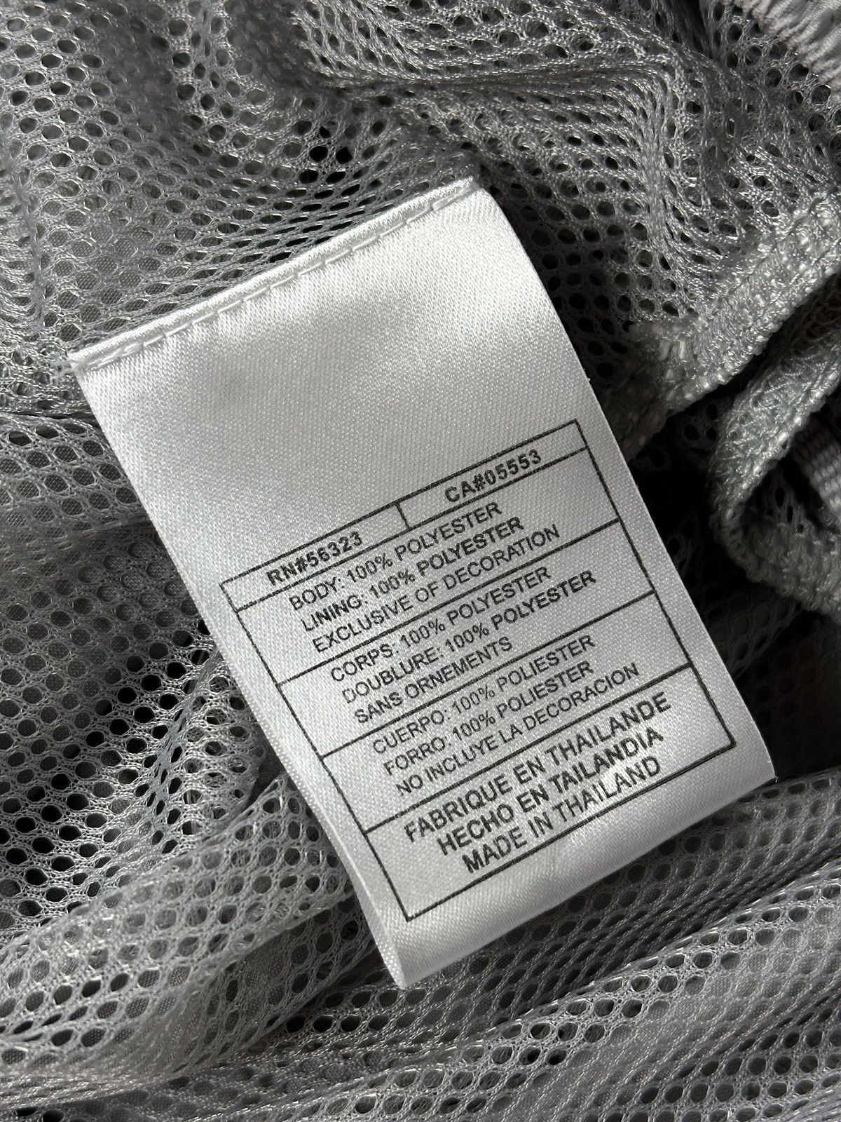 Nike Vintage Y2K Nike Shorts Size US 32 / EU 48 - 10 Thumbnail