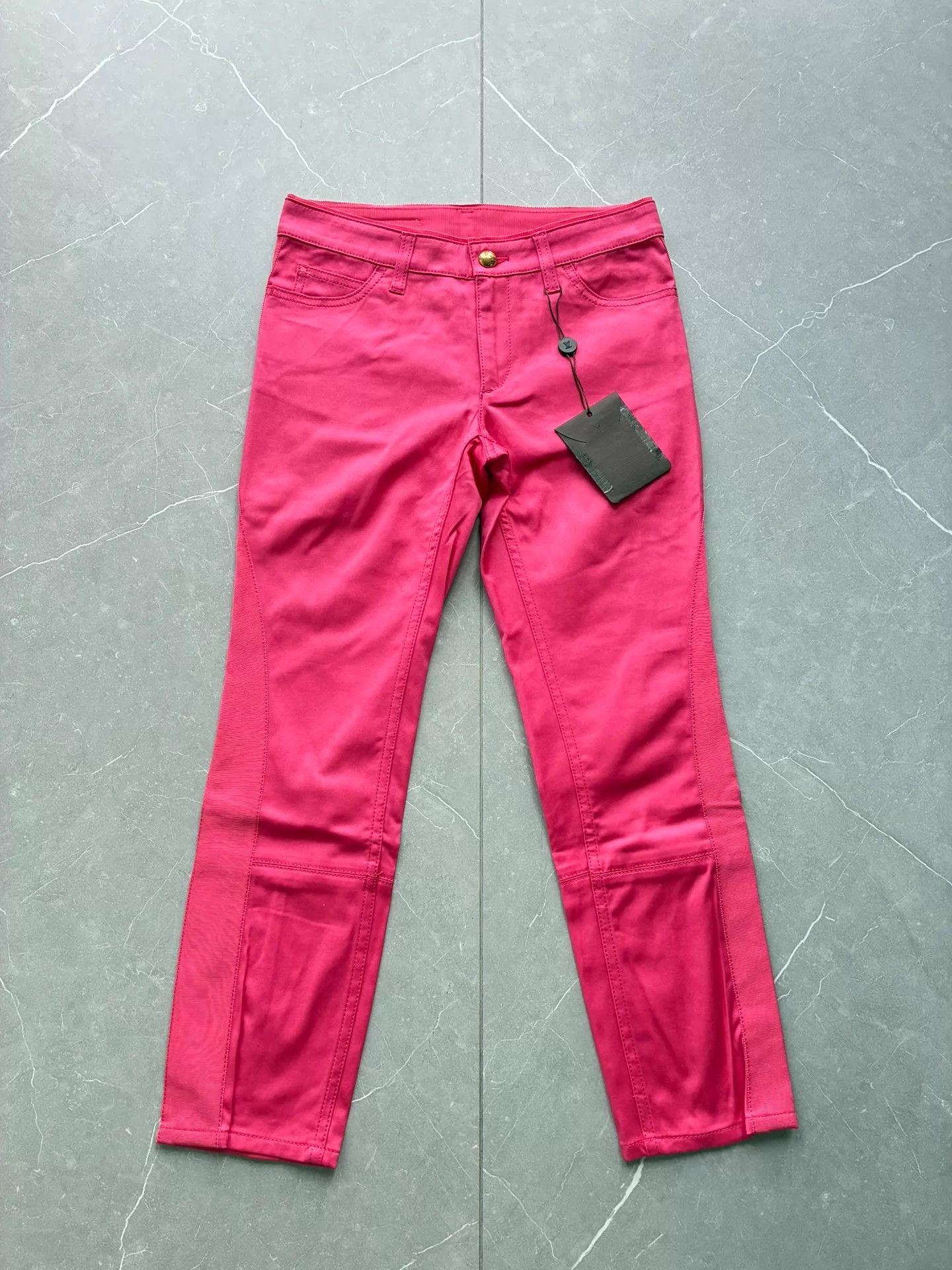 Louis Vuitton LV Fuchsia Womens Casual Pants 34 NWT Size 25" / US 0 / IT 36 - 1 Thumbnail