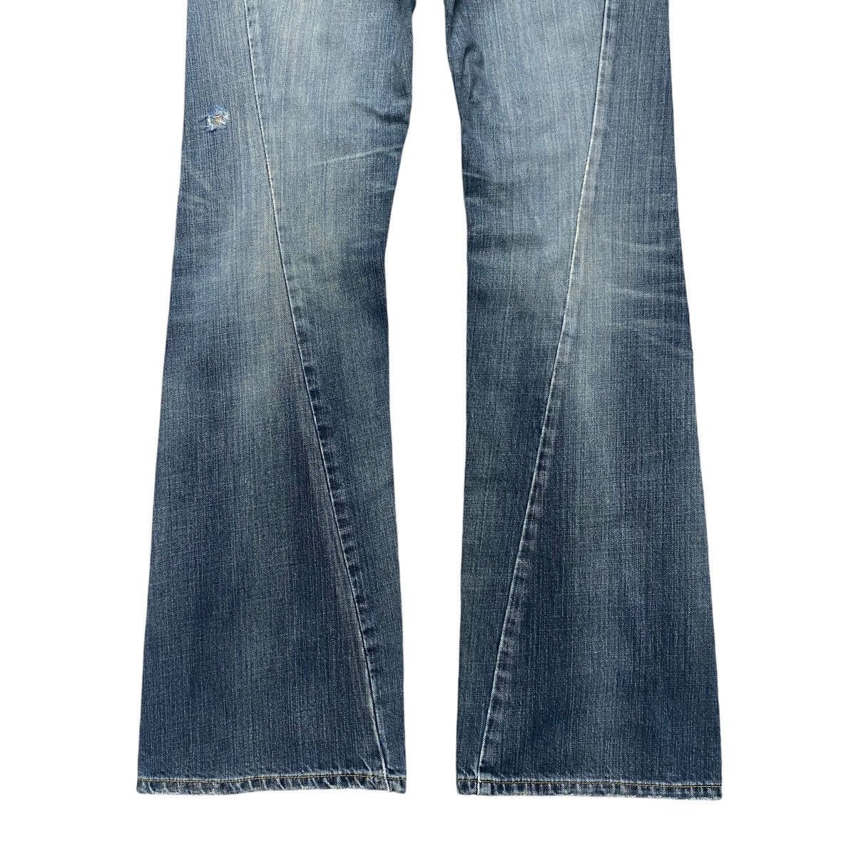 Japanese Brand Vintage Lee Riders Spiral Cut Denim Flare Jeans Size US 32 / EU 48 - 6 Thumbnail