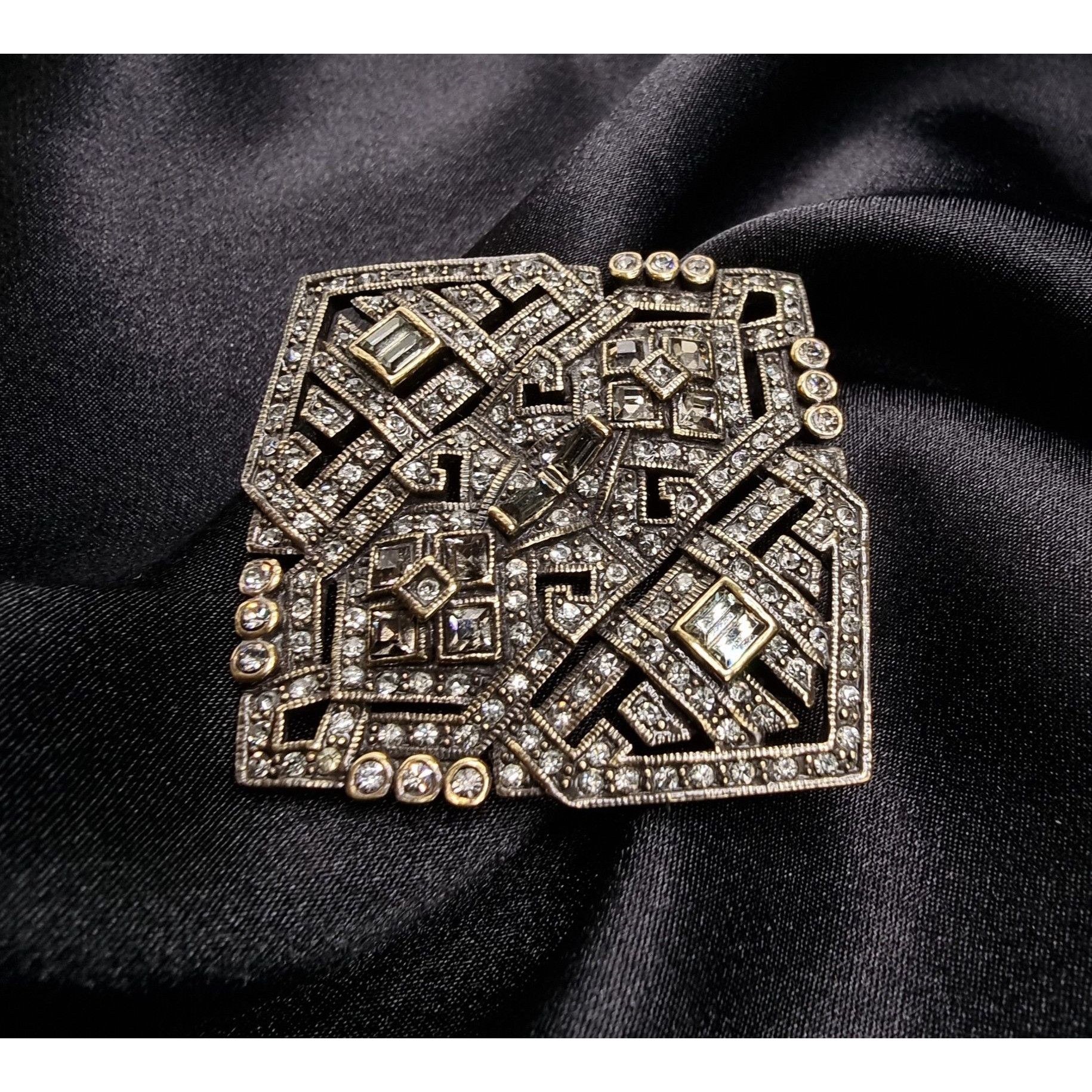 Vintage Heidi Daus Signed Geometric Crystal Brooch Pin Rhinestone De Size ONE SIZE - 3 Thumbnail