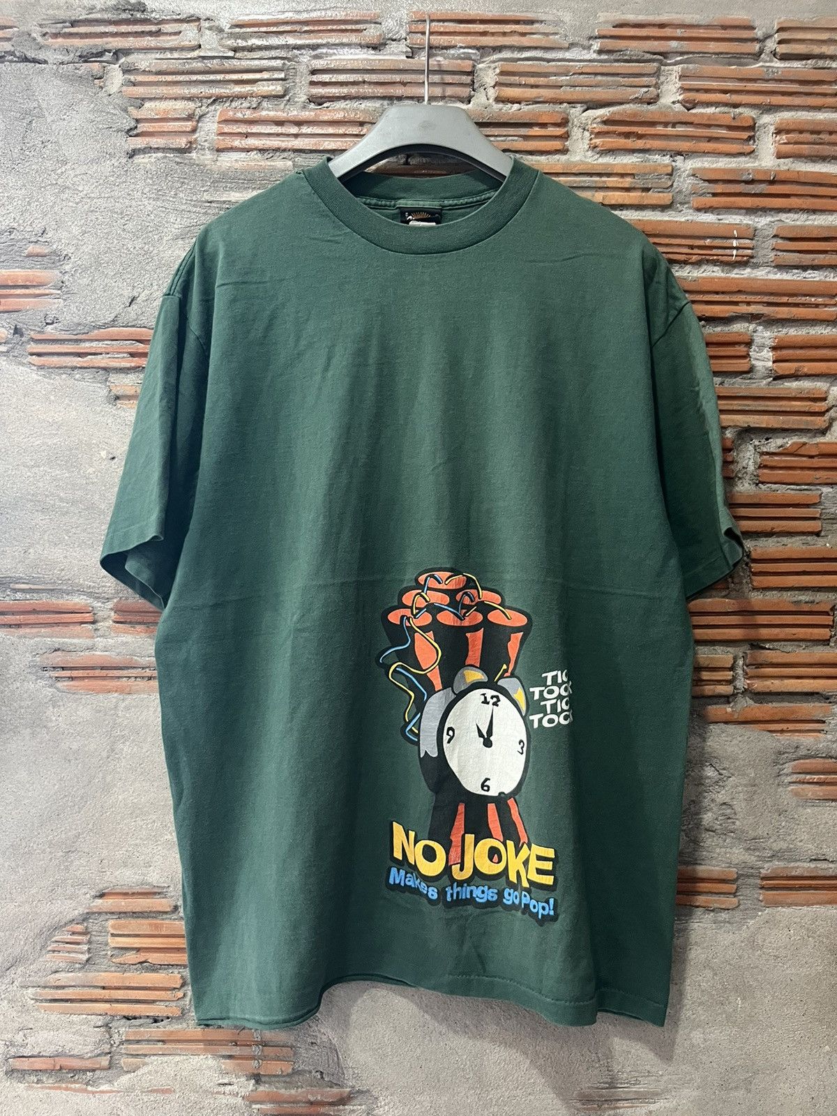 Vintage Vintage NO JOKE Makes things go pop! 90’s Streetwears Tshirt Size US XL / EU 56 / 4 - 2 Thumbnail