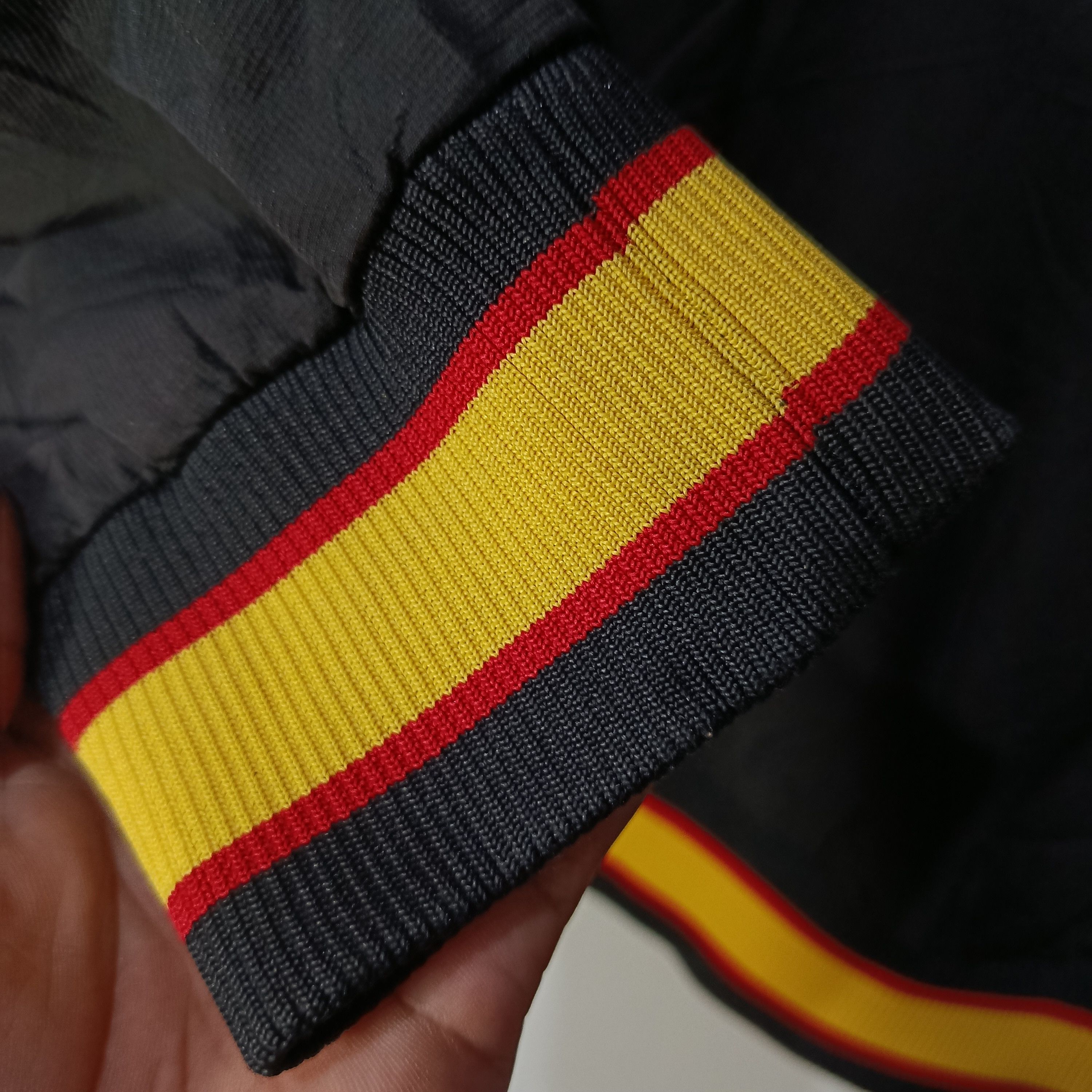 Benetton Vintage 00s Benetton Formula 1 “Italia” Racing Jacket Size US L / EU 52-54 / 3 - 9 Thumbnail