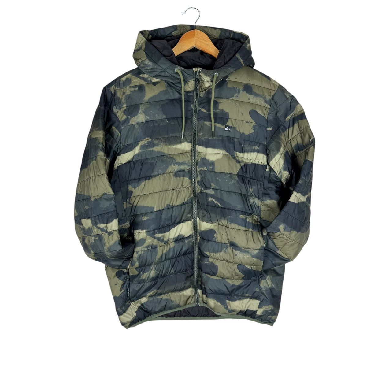 Quicksilver ☀️QUICKSILVER HOODIE CAMO LIGHT PUFFER JACKET Size US L / EU 52-54 / 3 - 1 Thumbnail