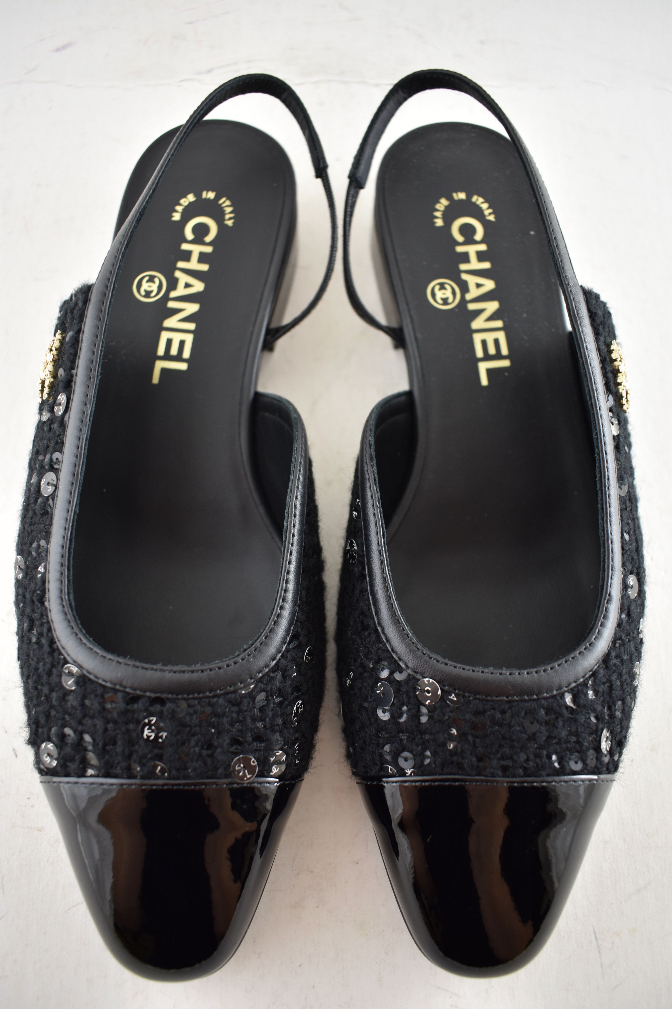 Chanel Chanel 24K Black Tweed CC Logo Slingback Ballet Flat 37 Size US 7 / IT 37 - 3 Thumbnail